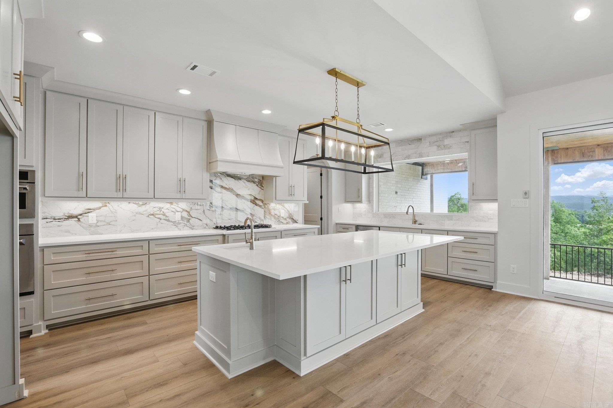 WATERVIEW ESTATES - Residential