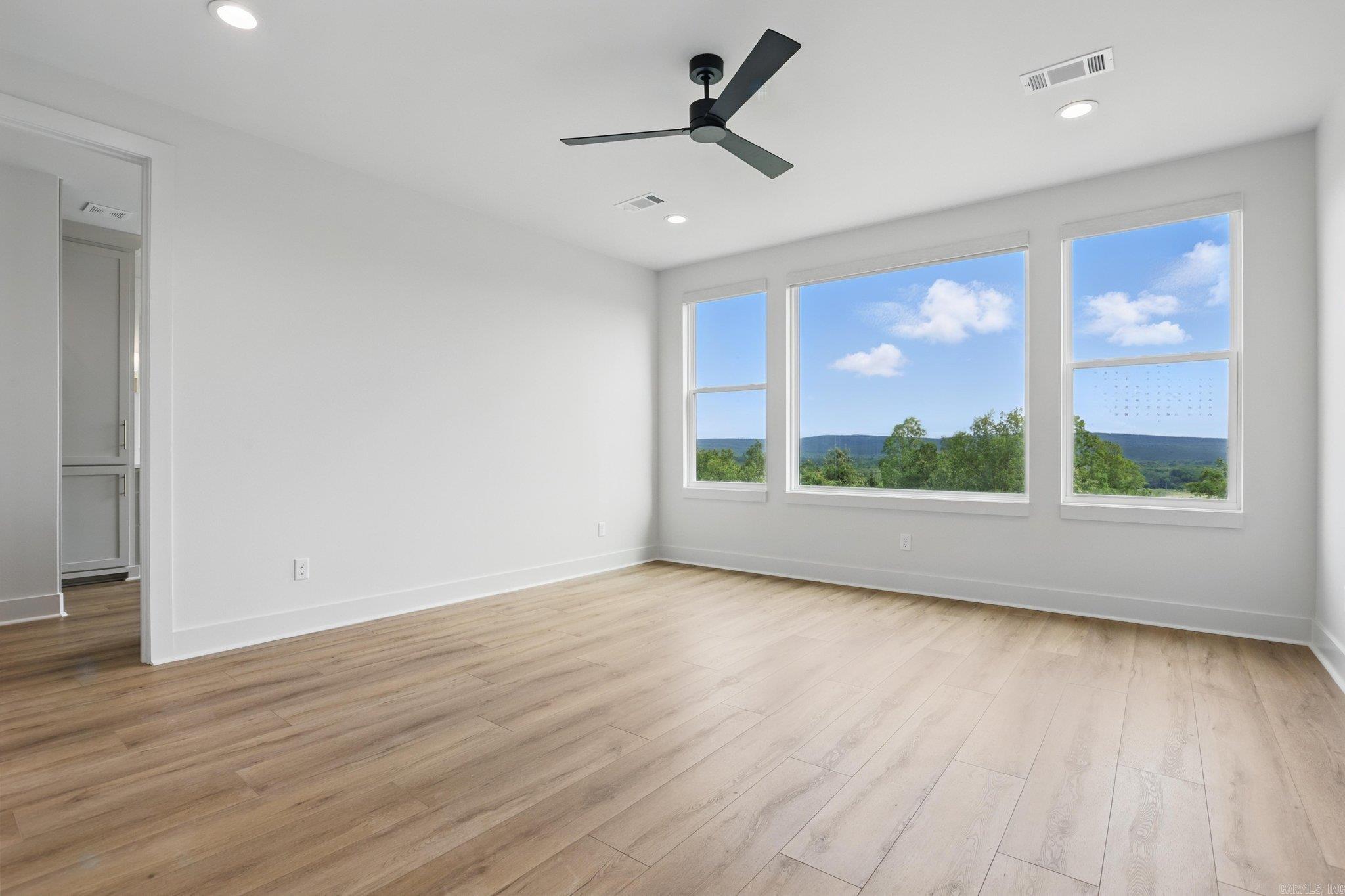 WATERVIEW ESTATES - Residential