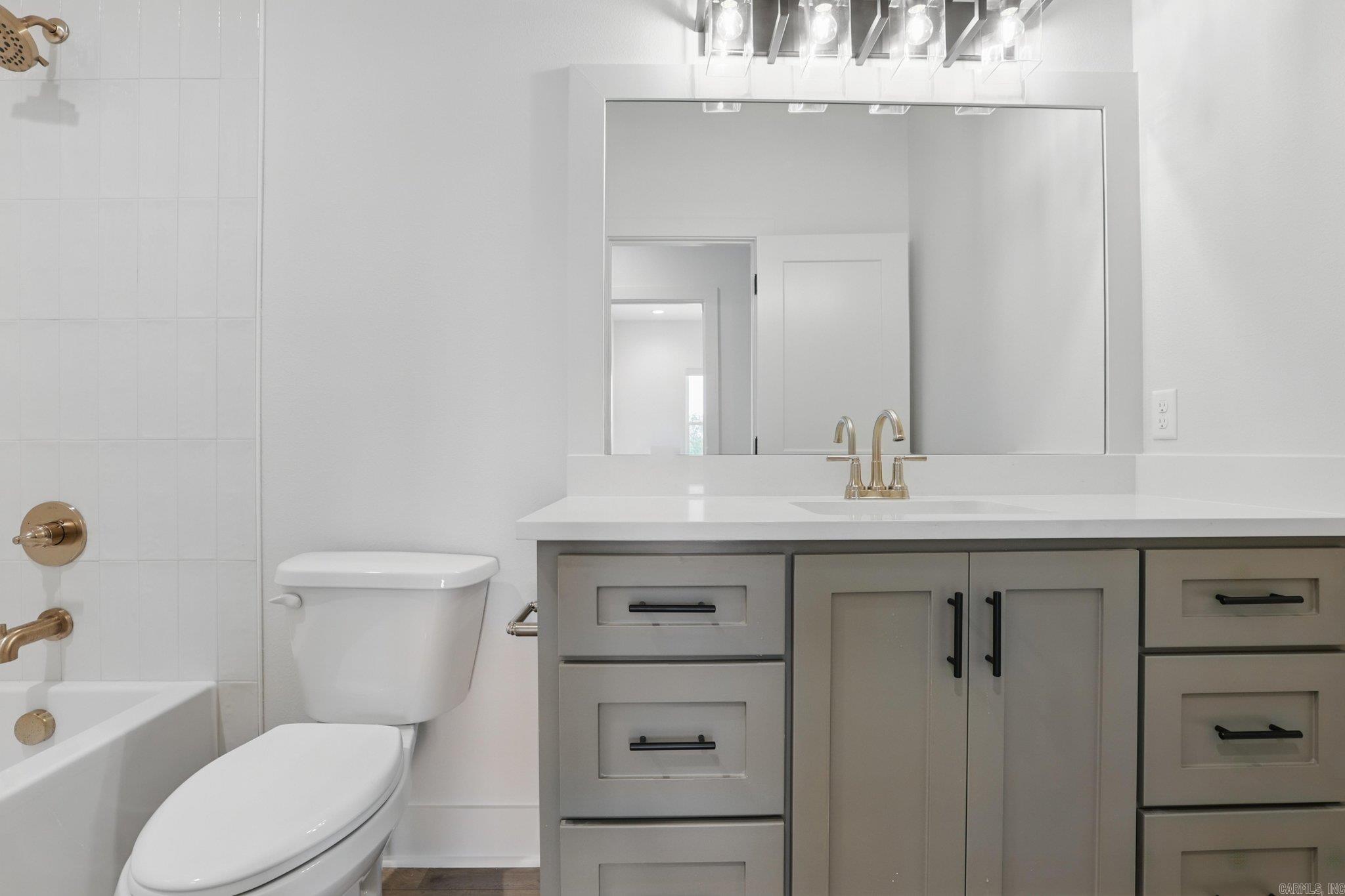 WATERVIEW ESTATES - Residential