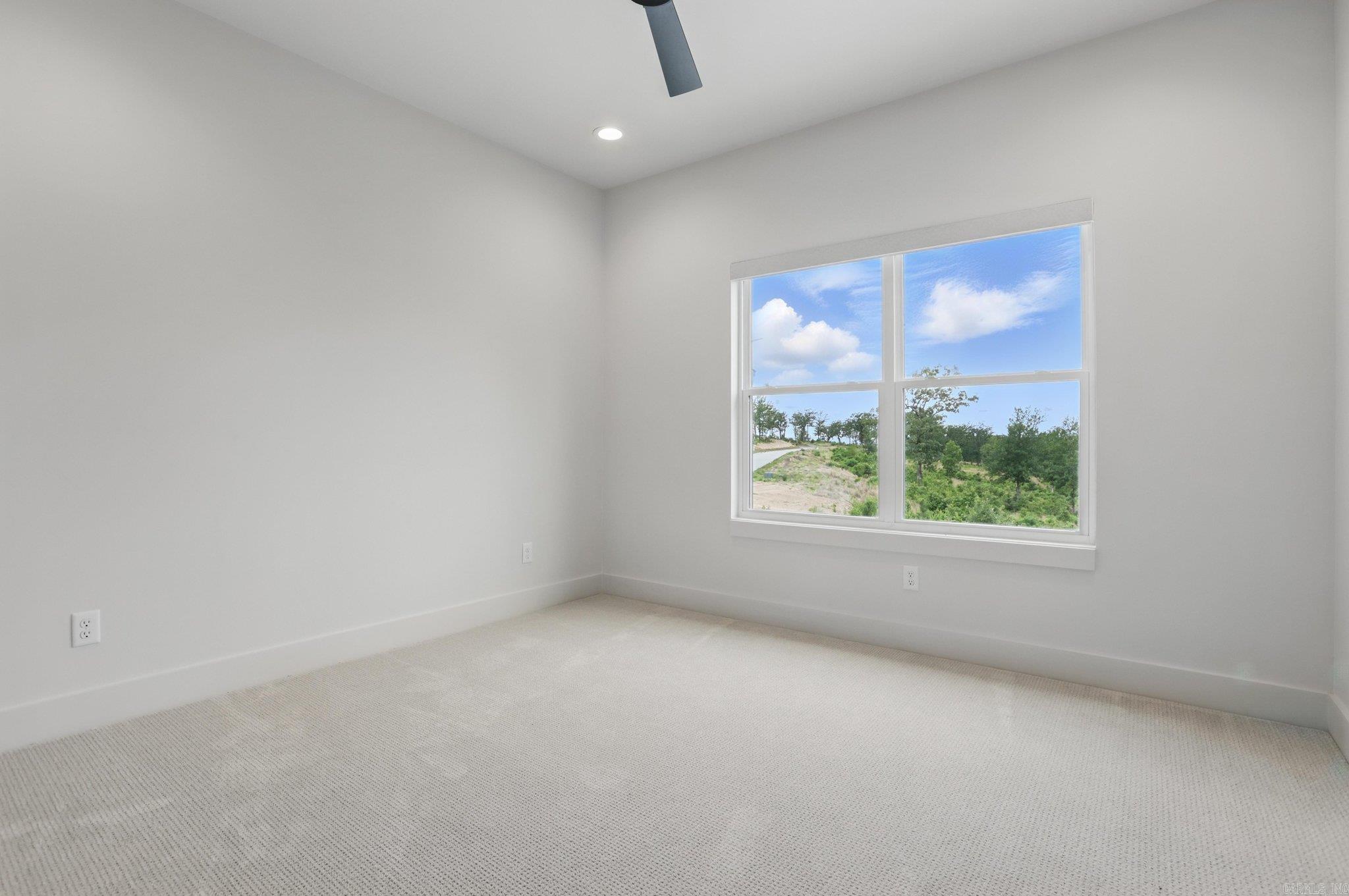 WATERVIEW ESTATES - Residential