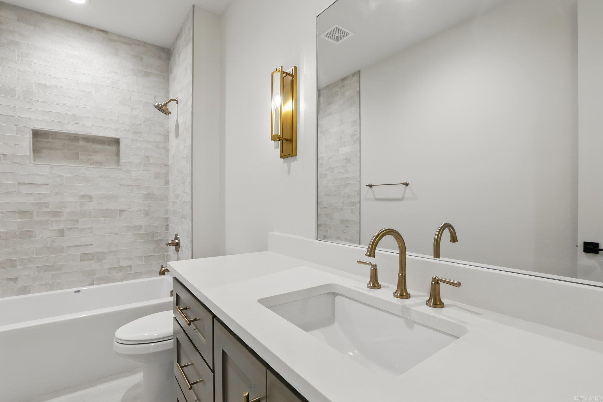 WATERVIEW ESTATES - Residential