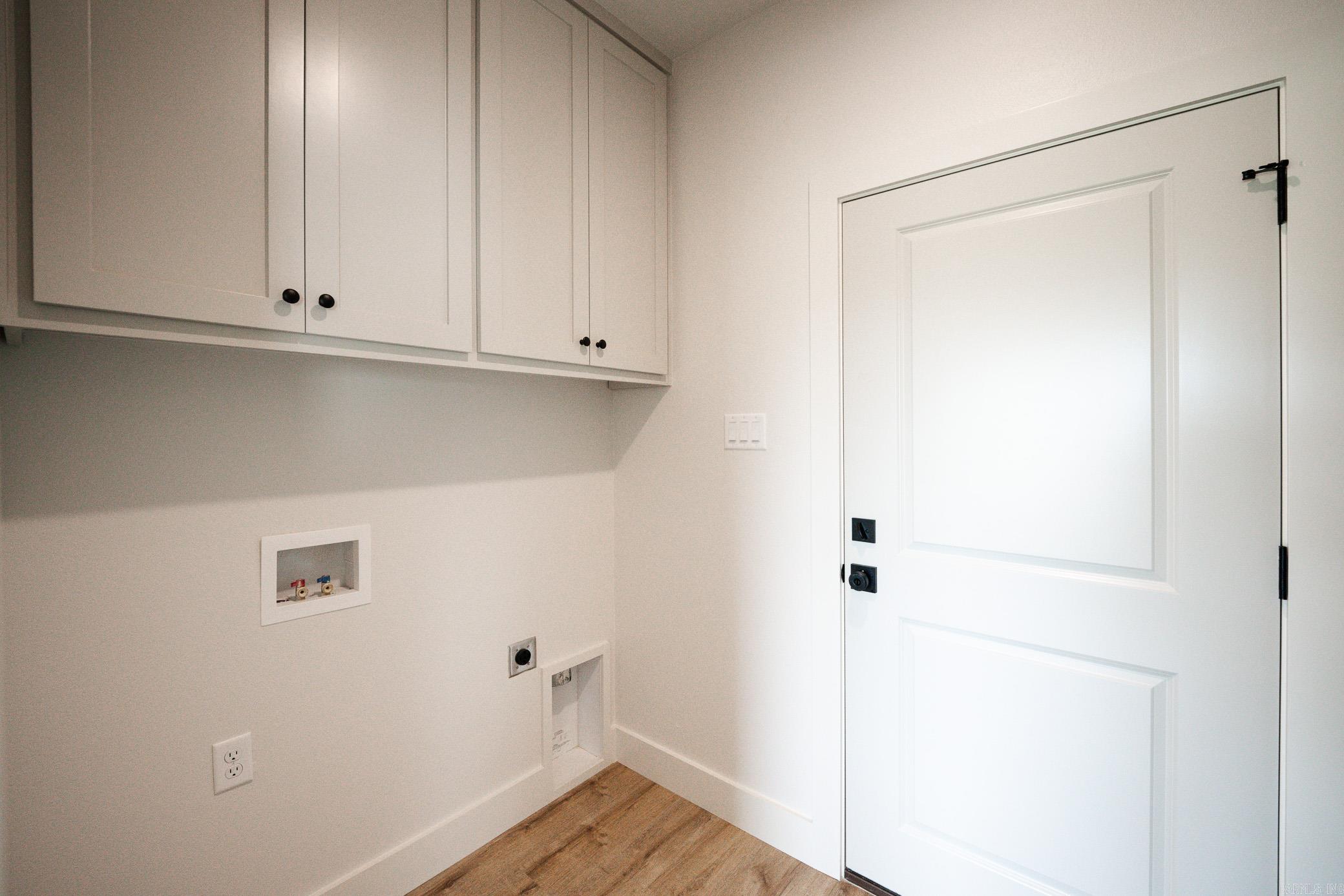 EAST MEADOW - Residential