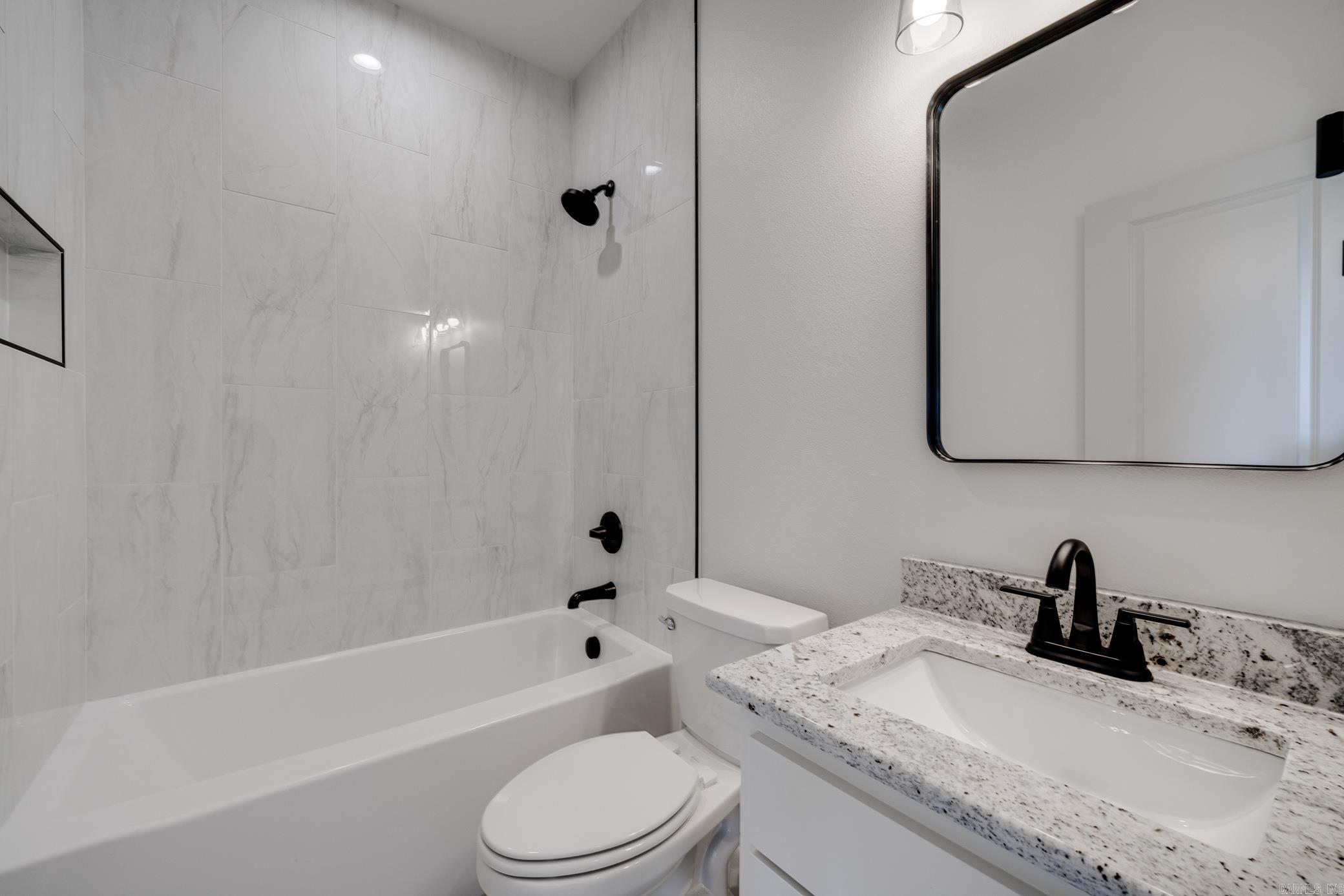 EAST MEADOW - Residential