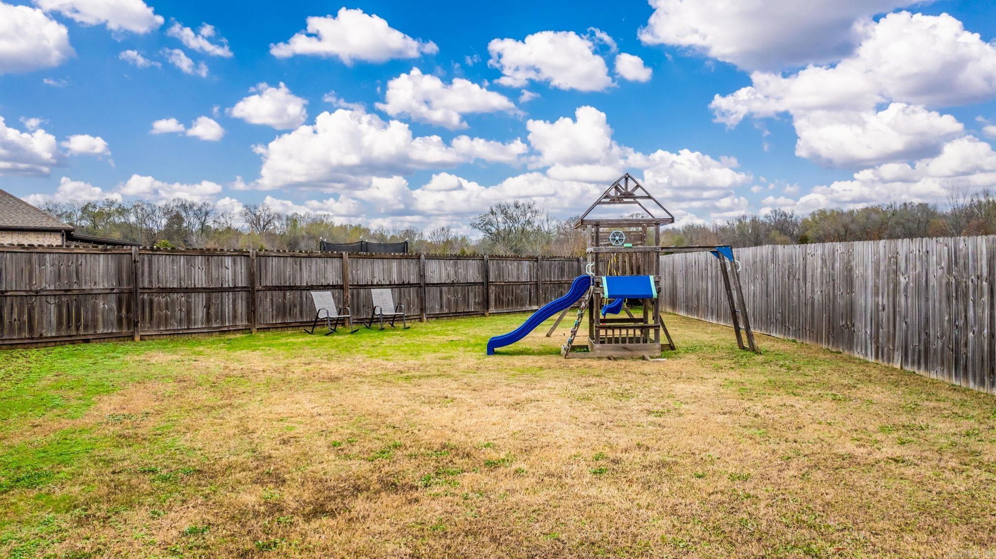 JEWELS ESTATES - Residential