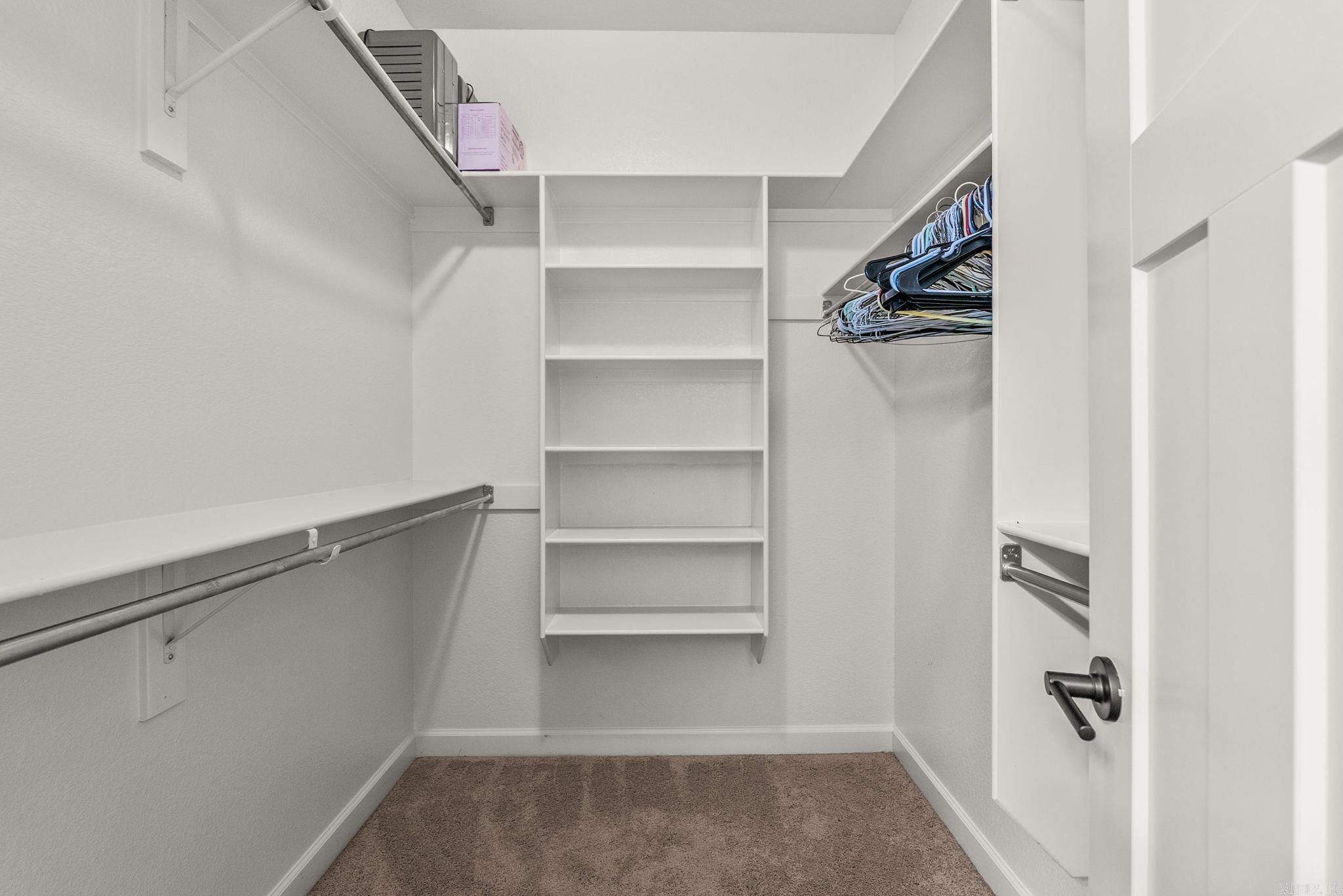 JEWELS ESTATES - Residential