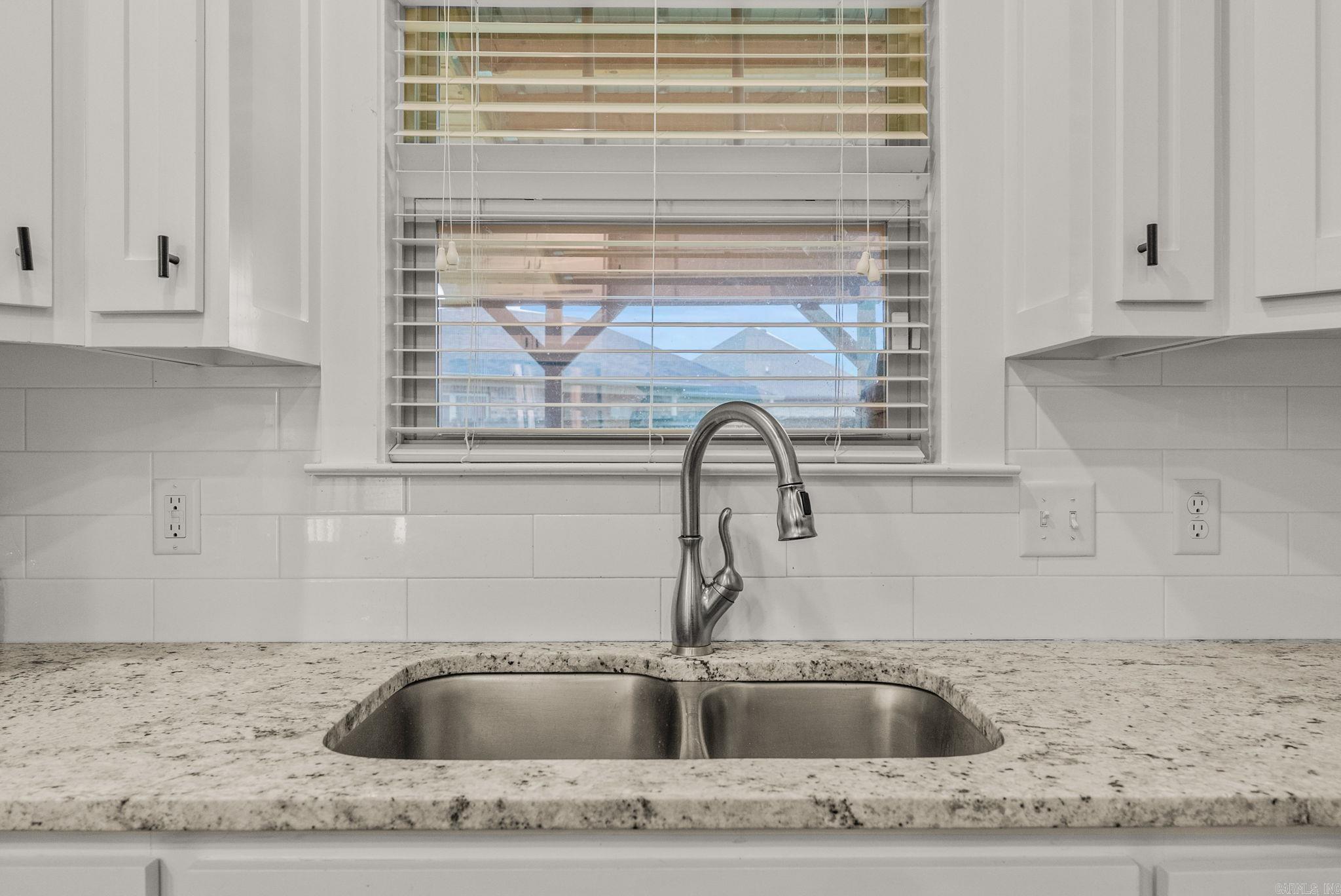 JEWELS ESTATES - Residential