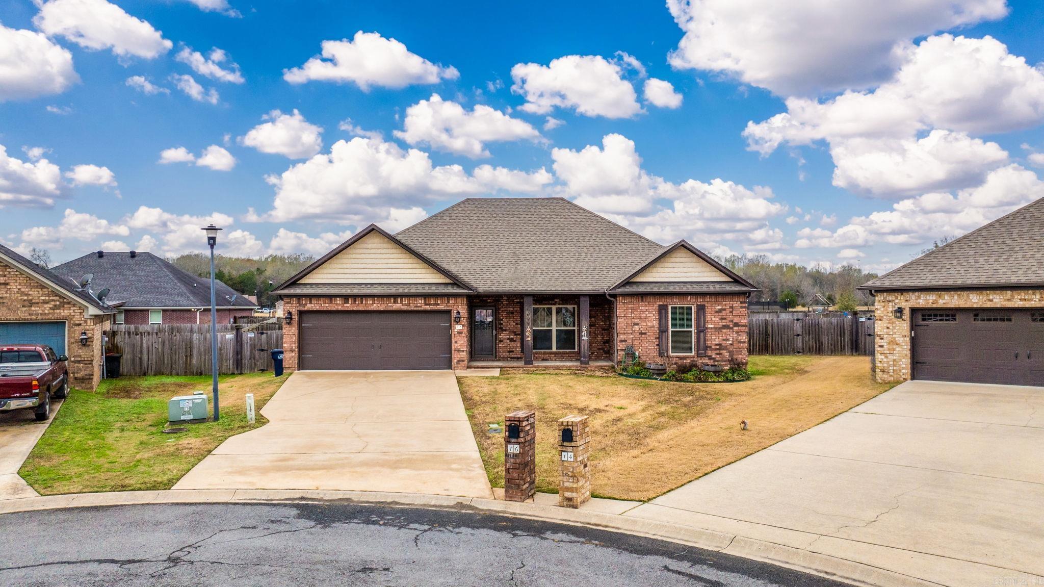 JEWELS ESTATES - Residential