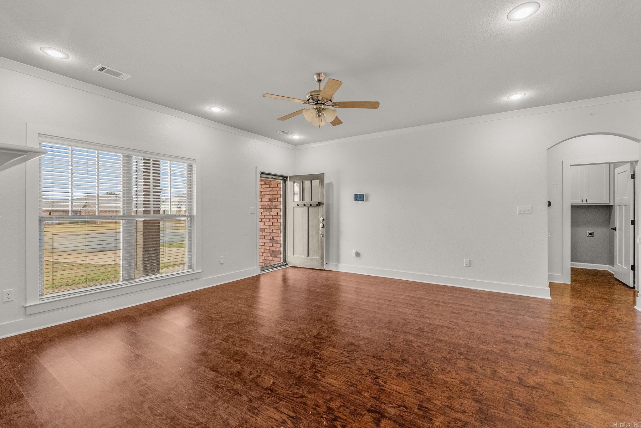 JEWELS ESTATES - Residential