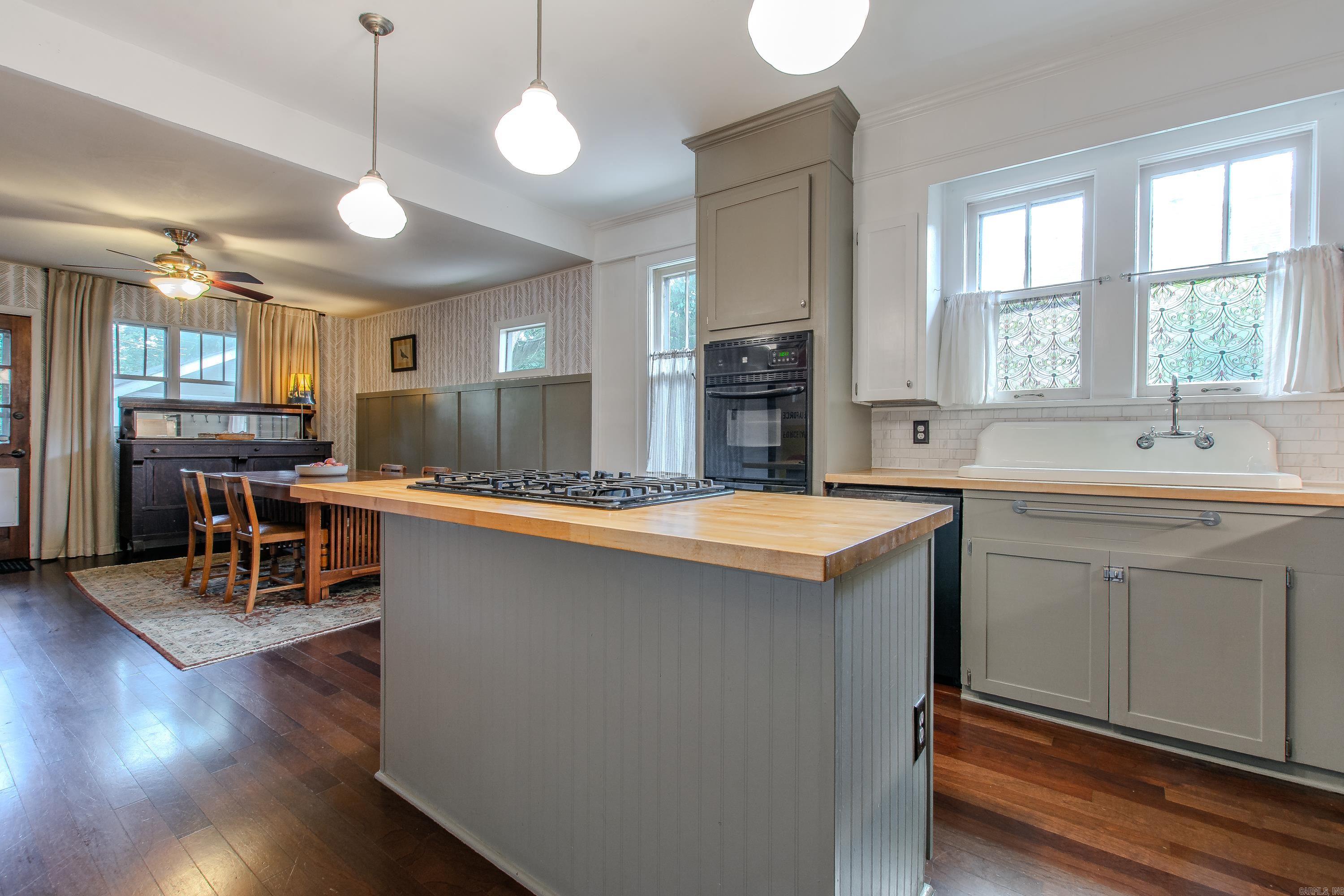PARK HILL WEST ADDN - Residential