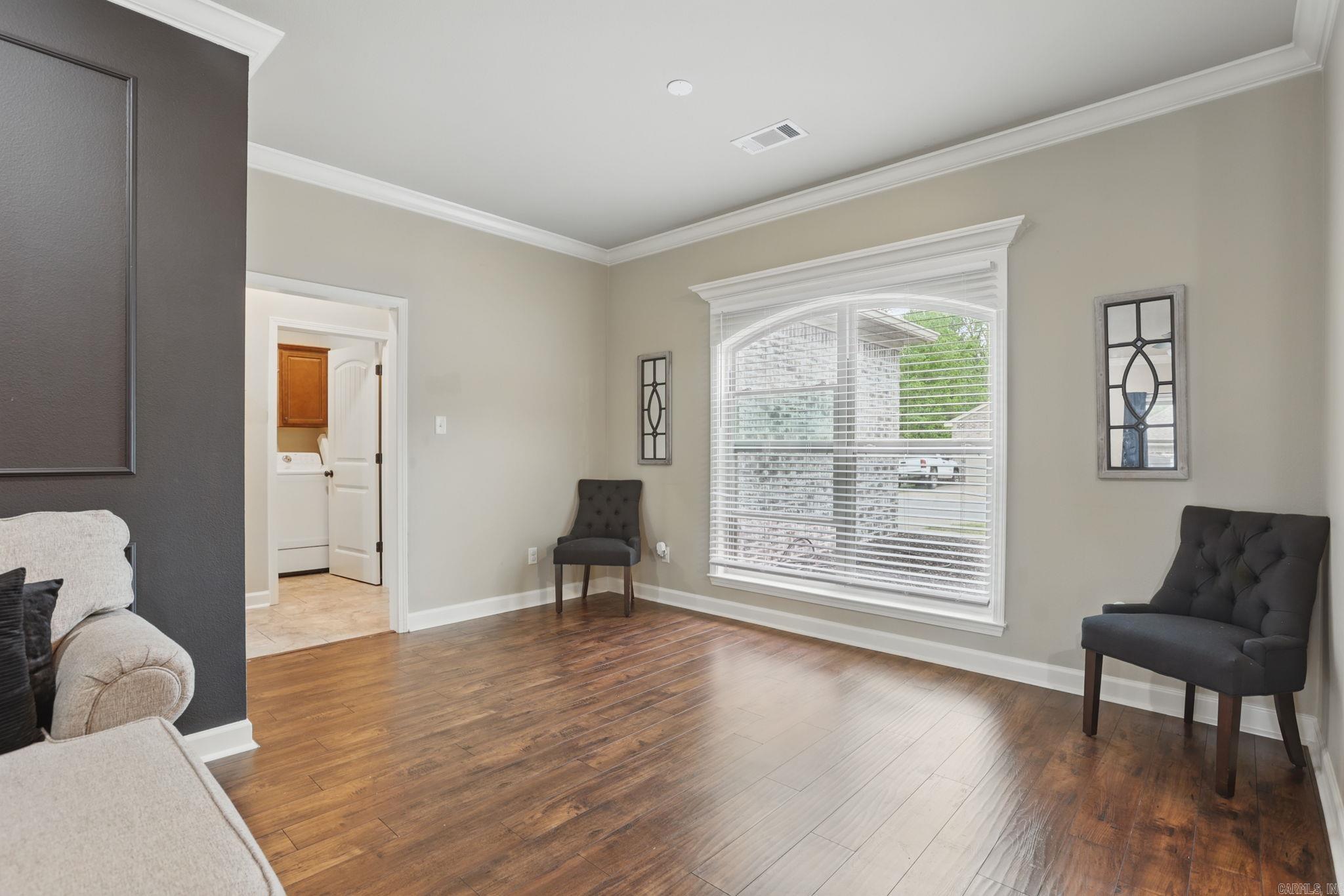 WESTERN WOODS - Residential