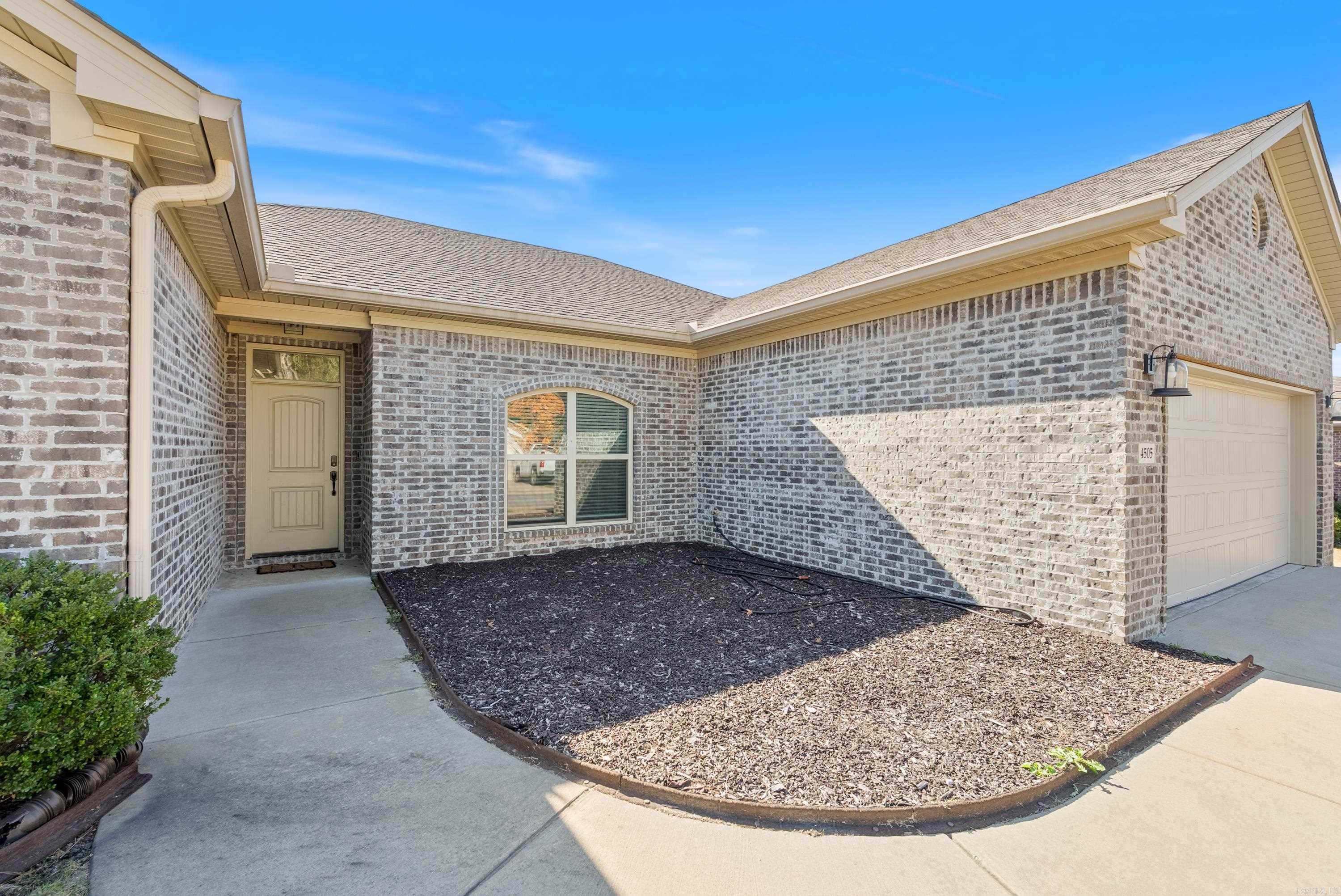 WESTERN WOODS - Residential