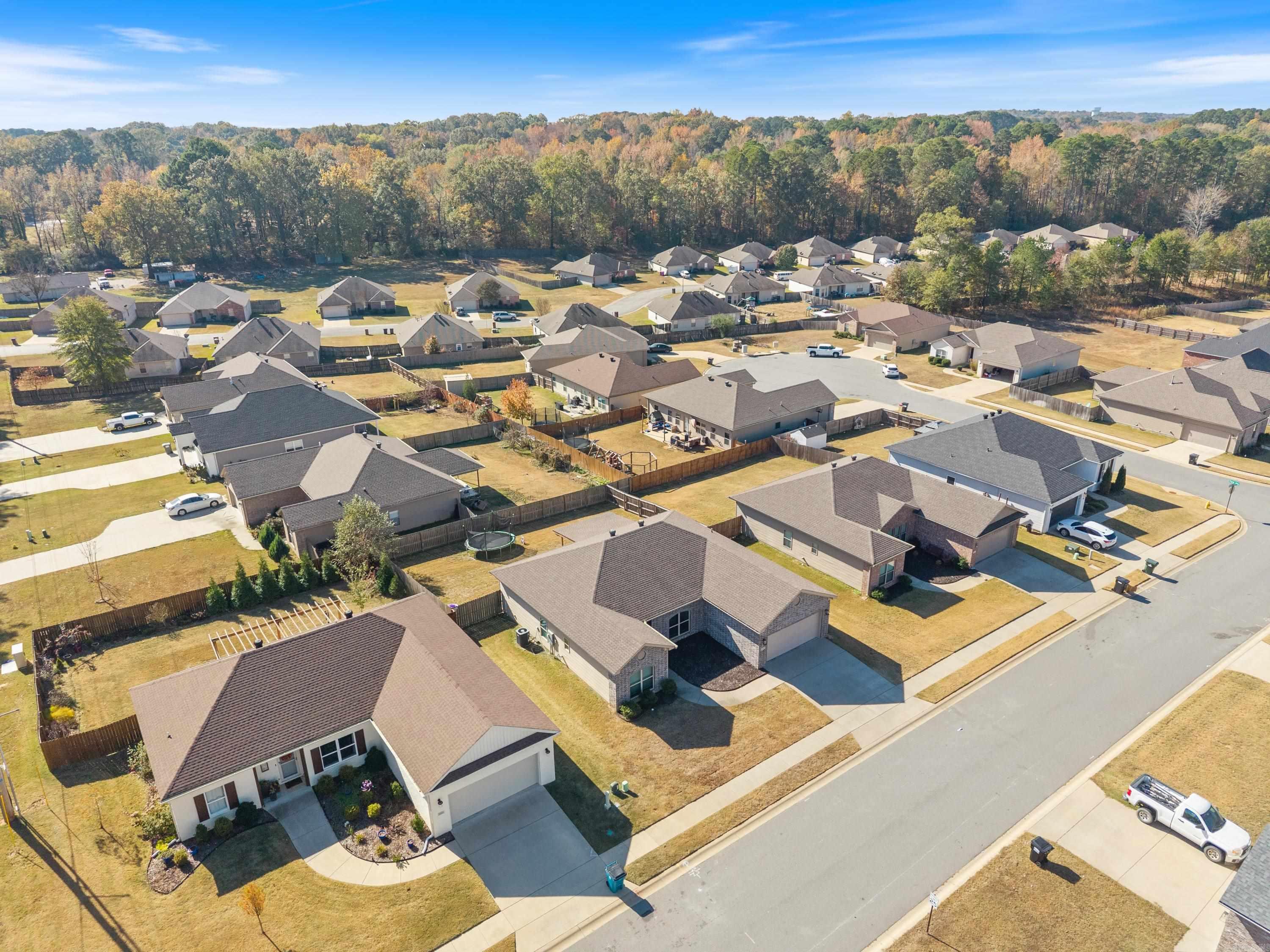 WESTERN WOODS - Residential