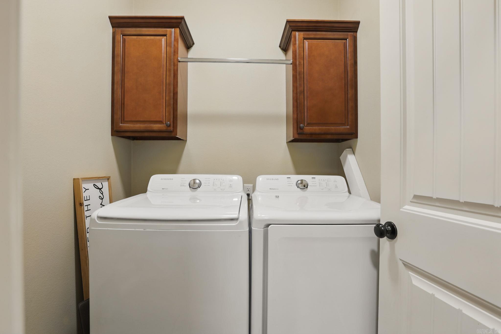 WESTERN WOODS - Residential