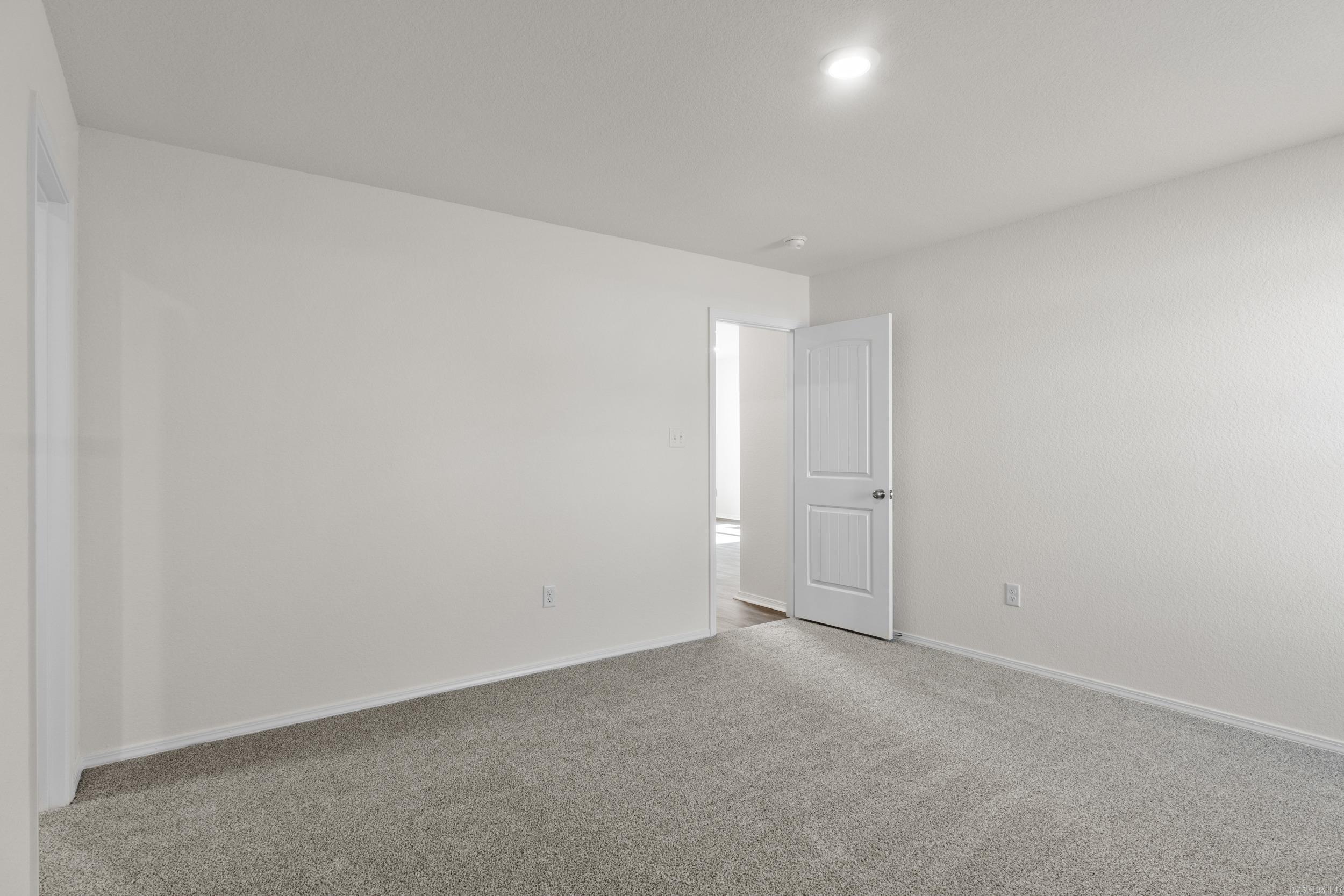 HILL FARM - Residential