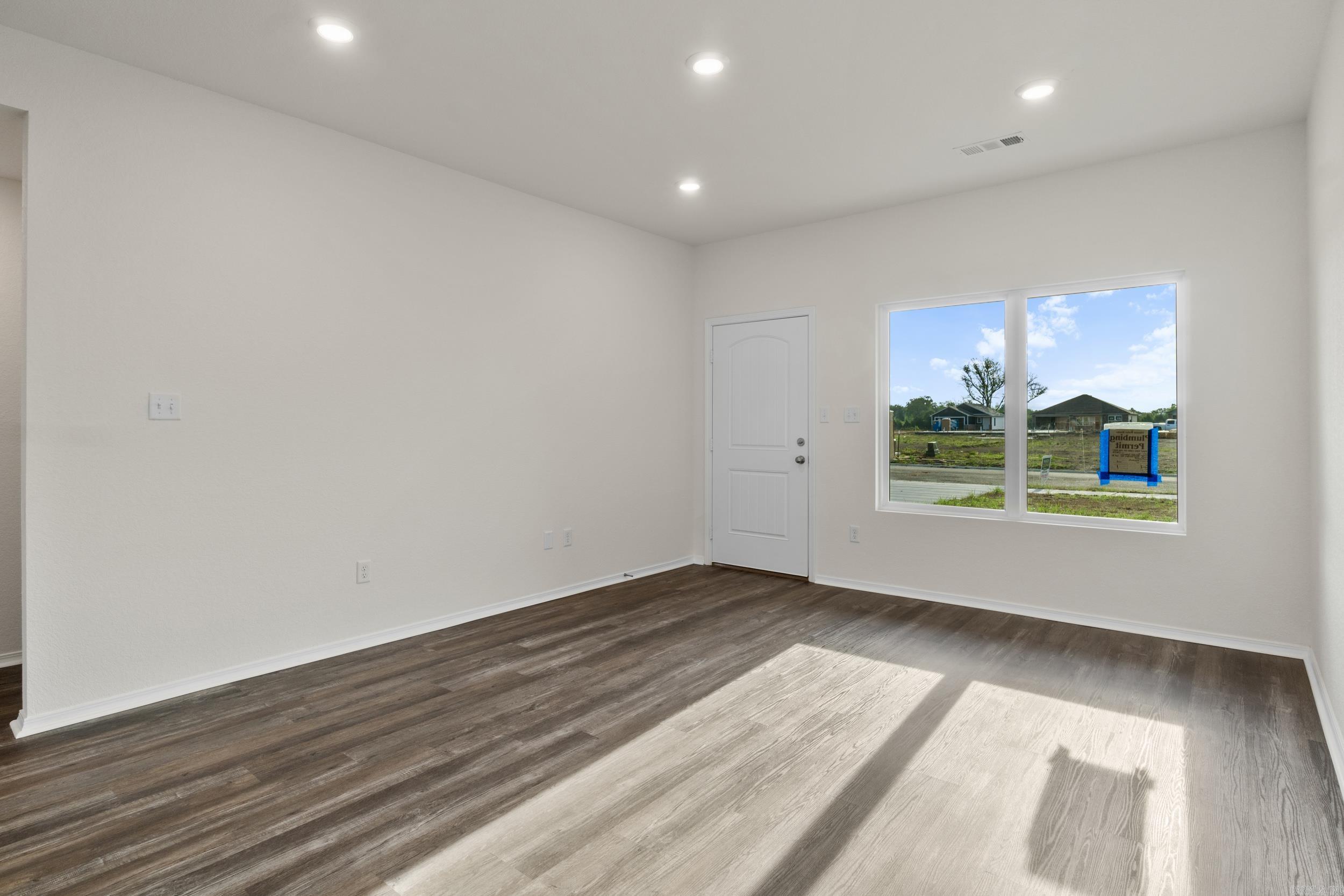 HILL FARM - Residential