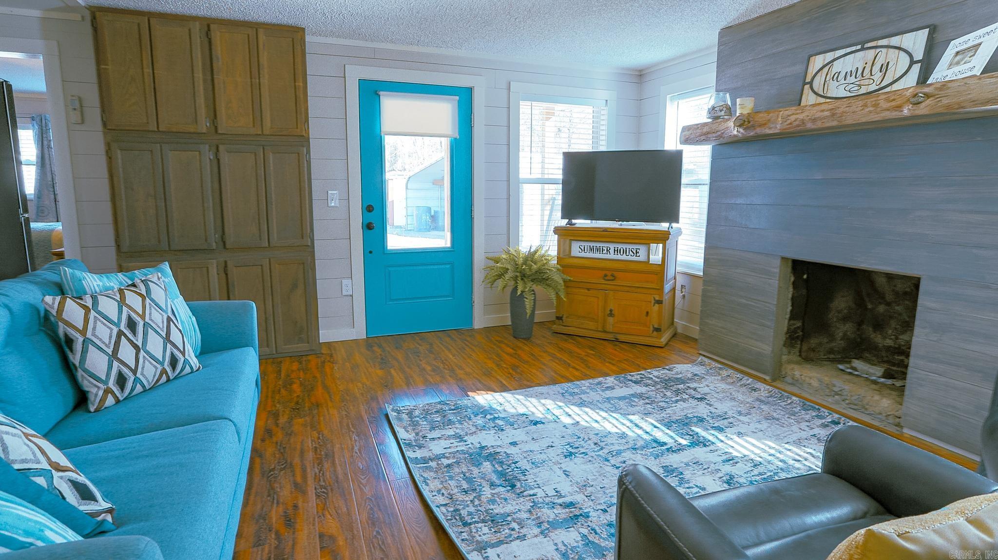 Lakeshore Hills II - Residential