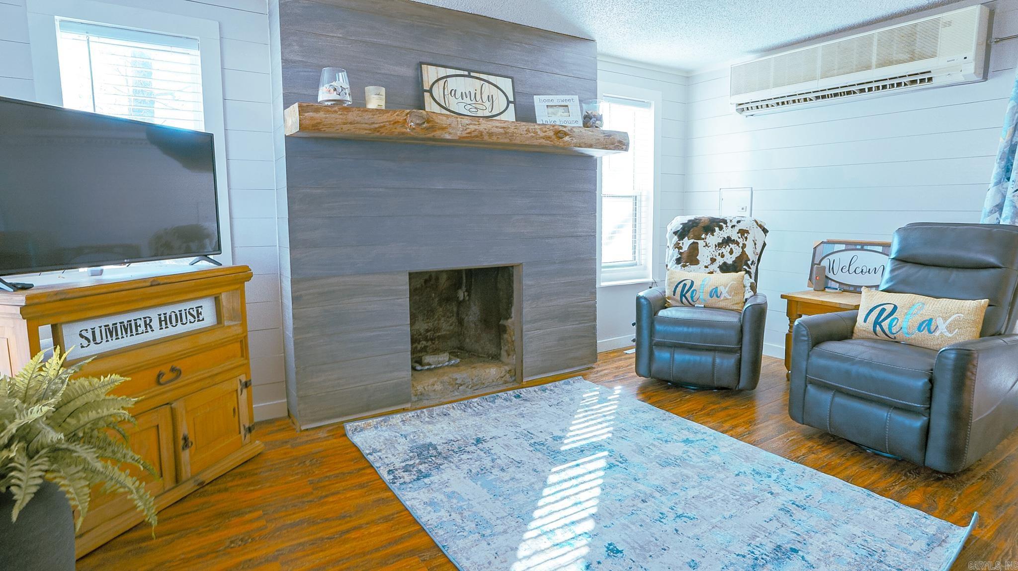 Lakeshore Hills II - Residential