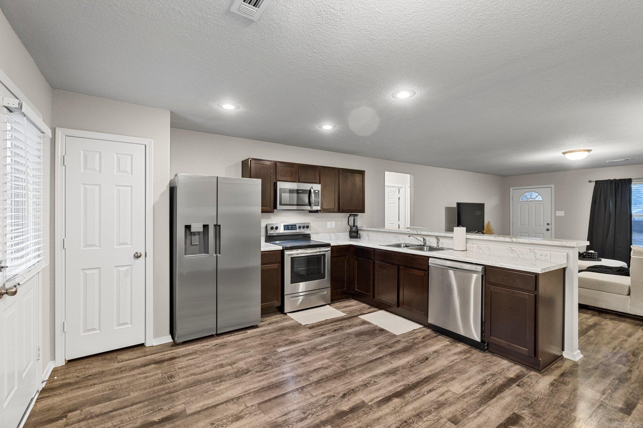 Meadows Edge - Residential