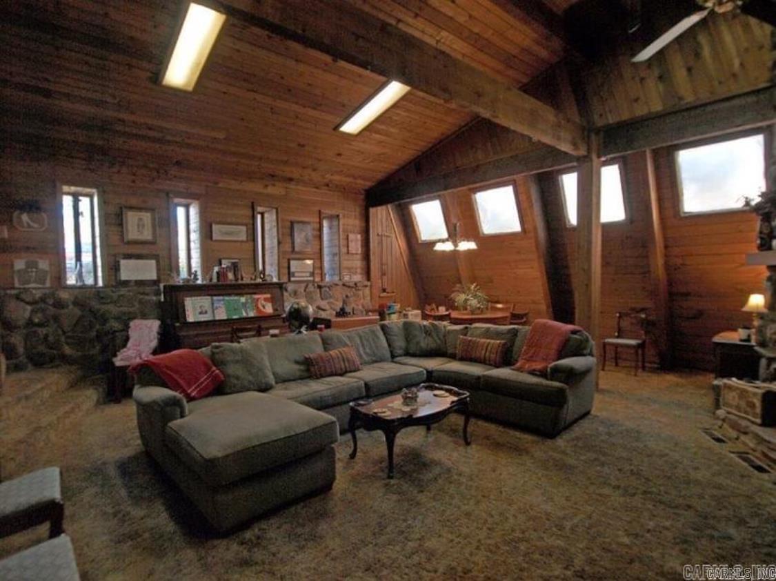 WOODLAWN HEIGHTS - Residential