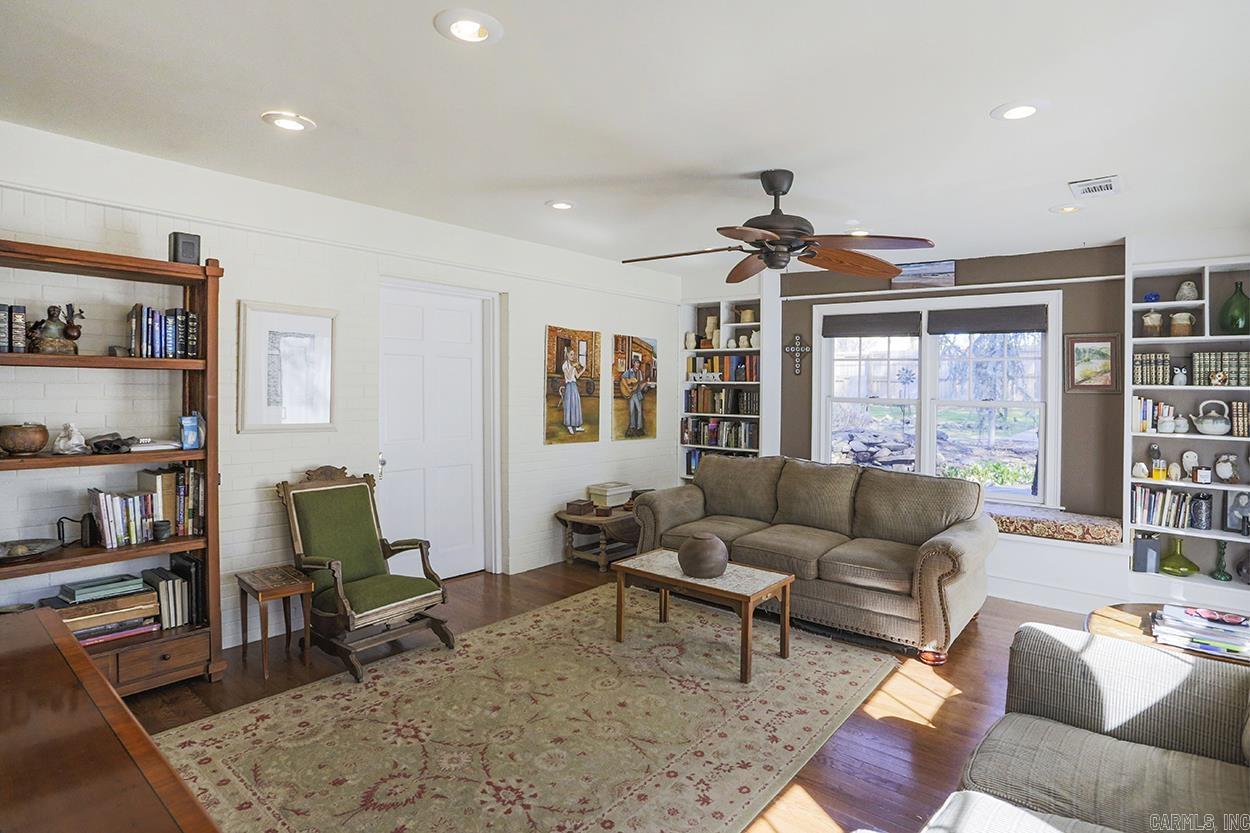 PARK HILL - Residential