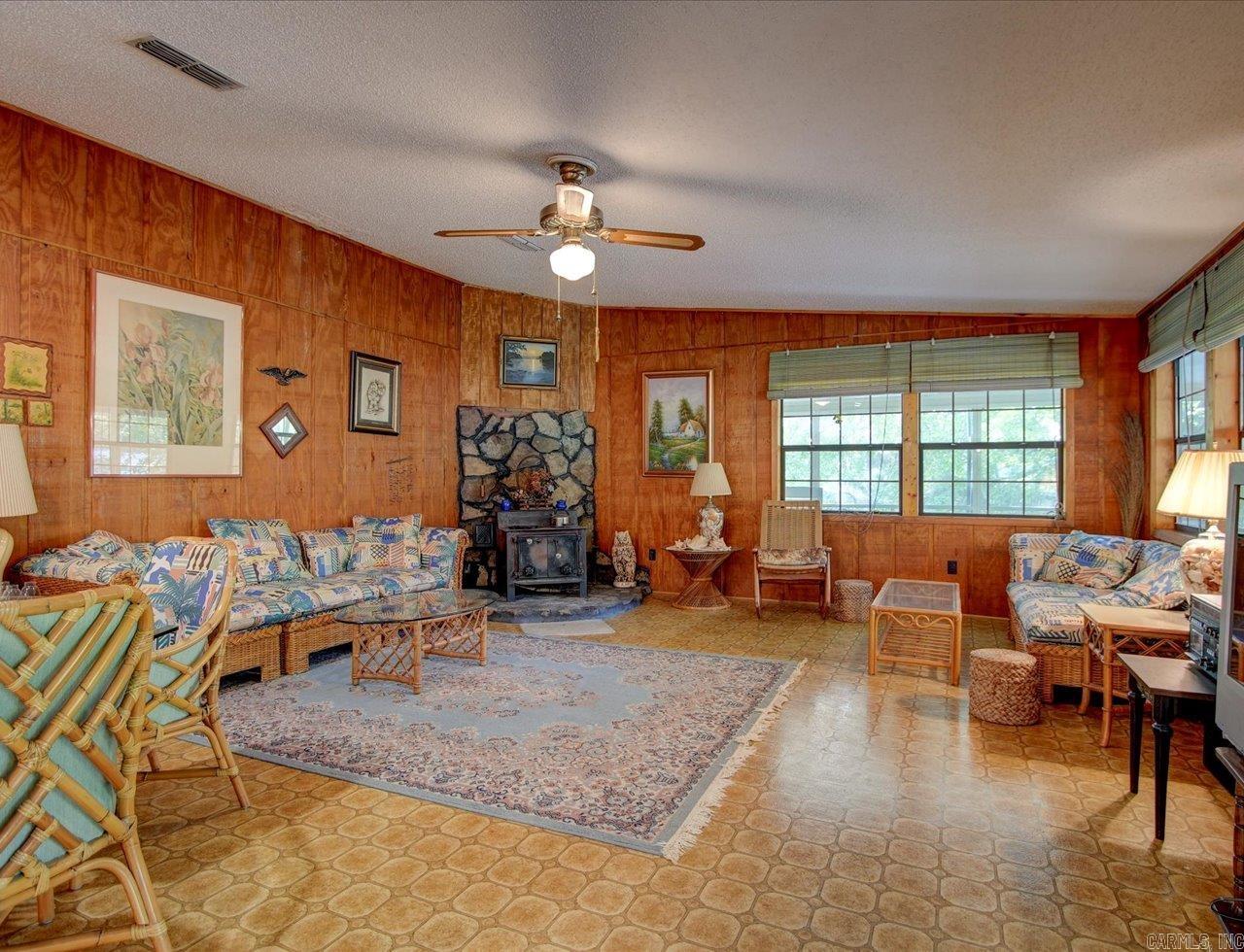 CATHERINE COVE - Residential