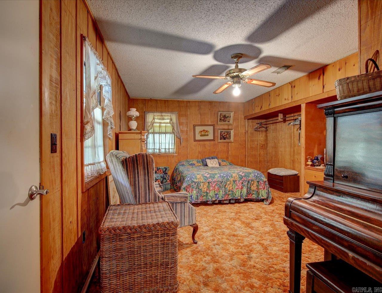 CATHERINE COVE - Residential