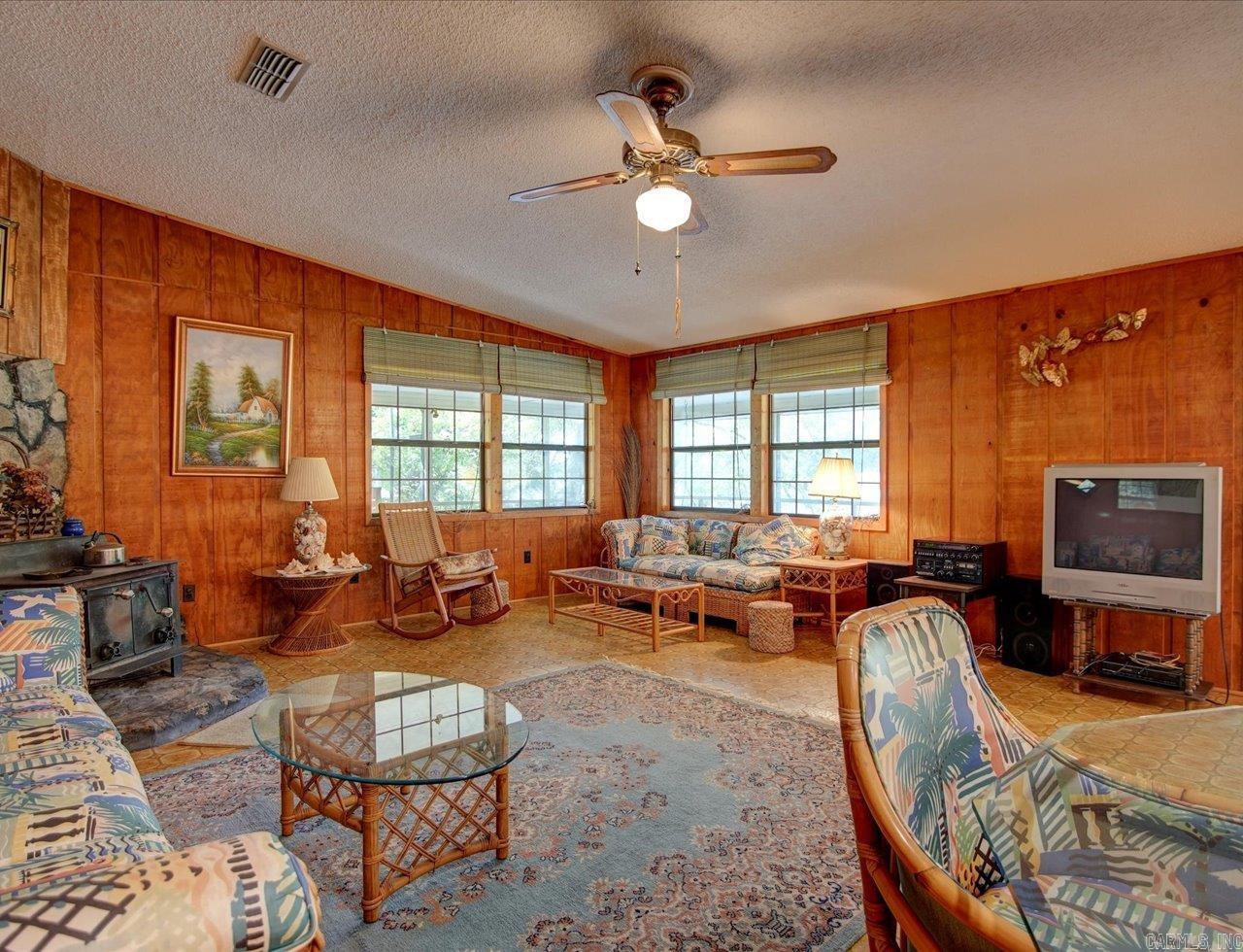 CATHERINE COVE - Residential