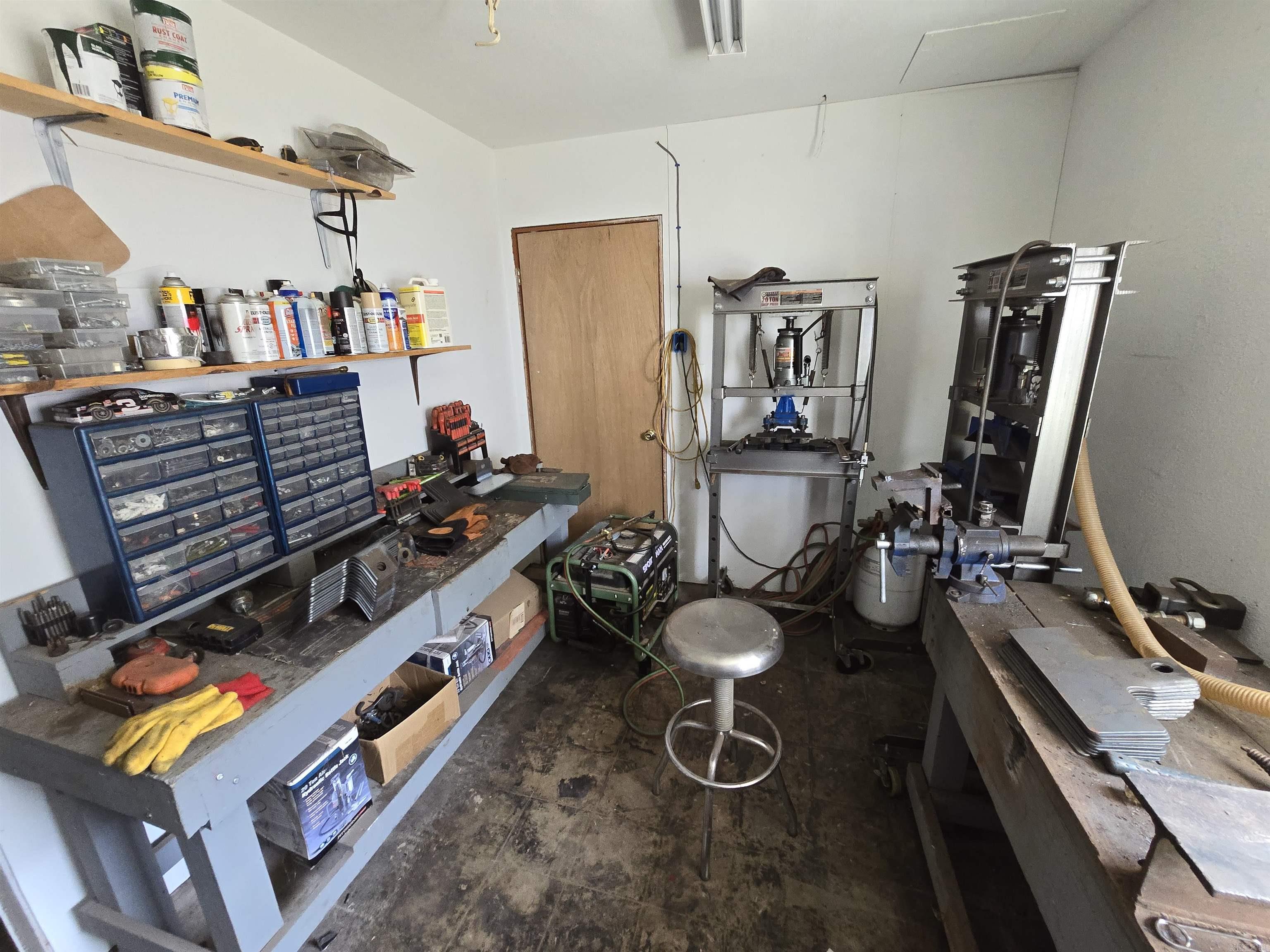 Metes & Bounds - Commercial Sale