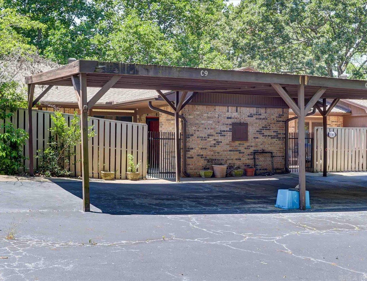 OAKLAWN VILLAGE EAST HPR - Residential