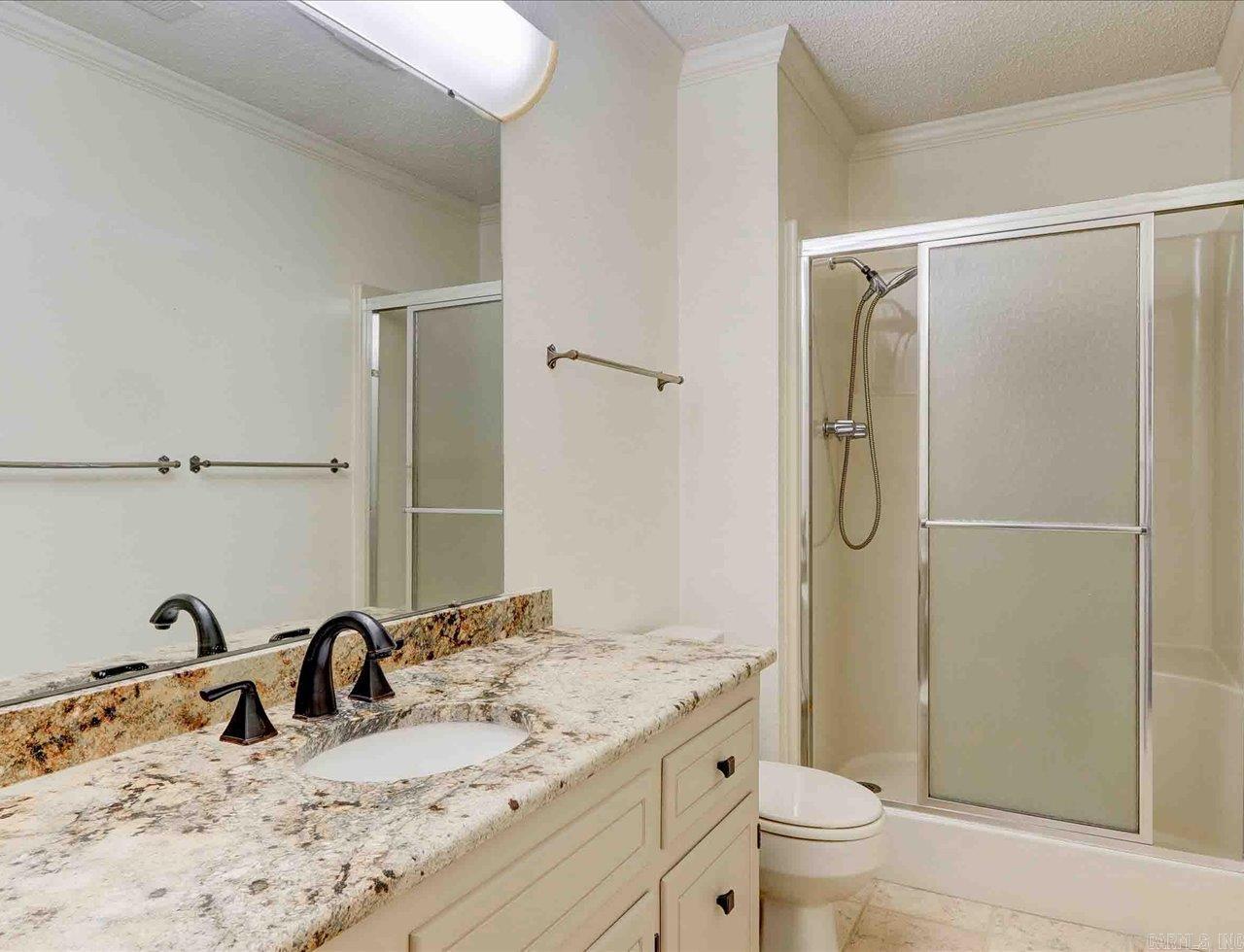 OAKLAWN VILLAGE EAST HPR - Residential