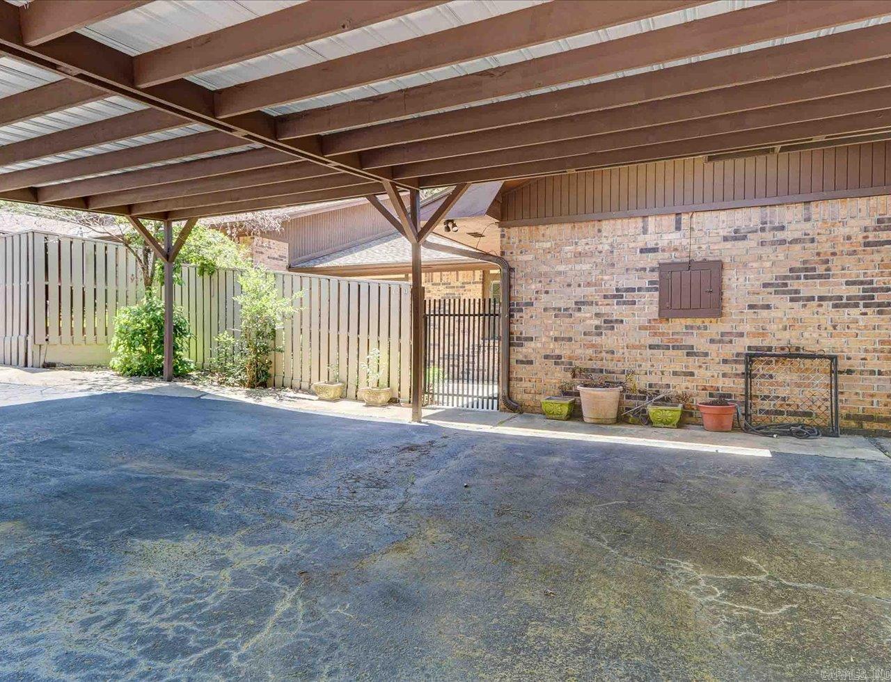 OAKLAWN VILLAGE EAST HPR - Residential