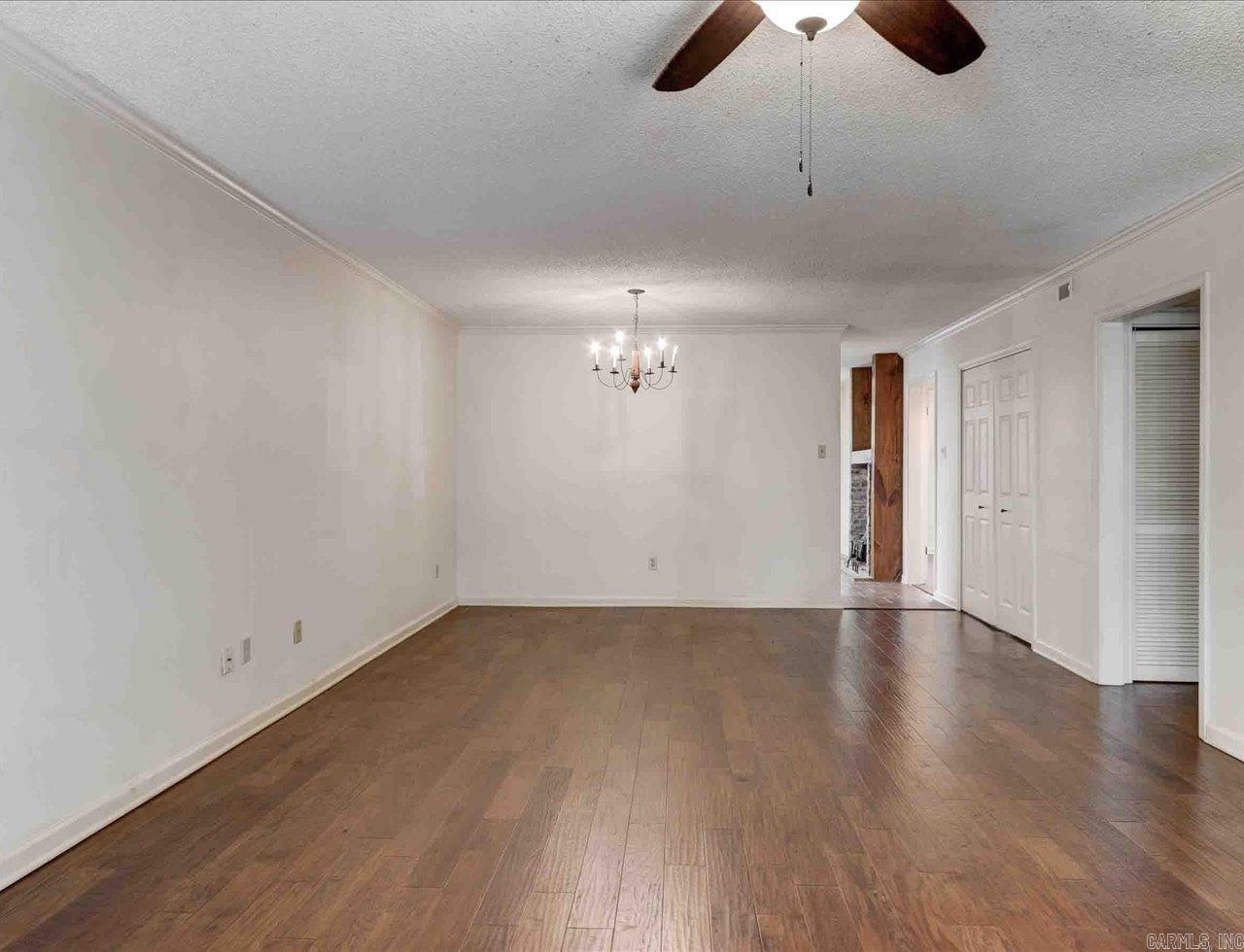 OAKLAWN VILLAGE EAST HPR - Residential