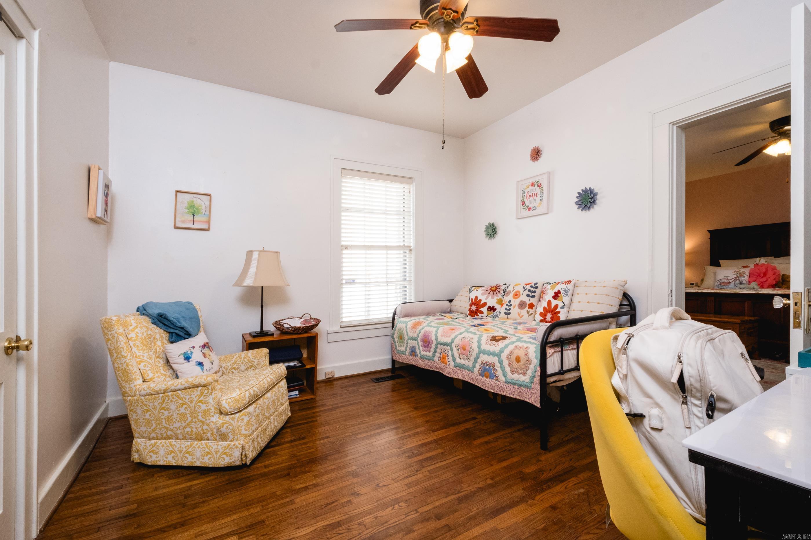 HOLLENBERG - Residential