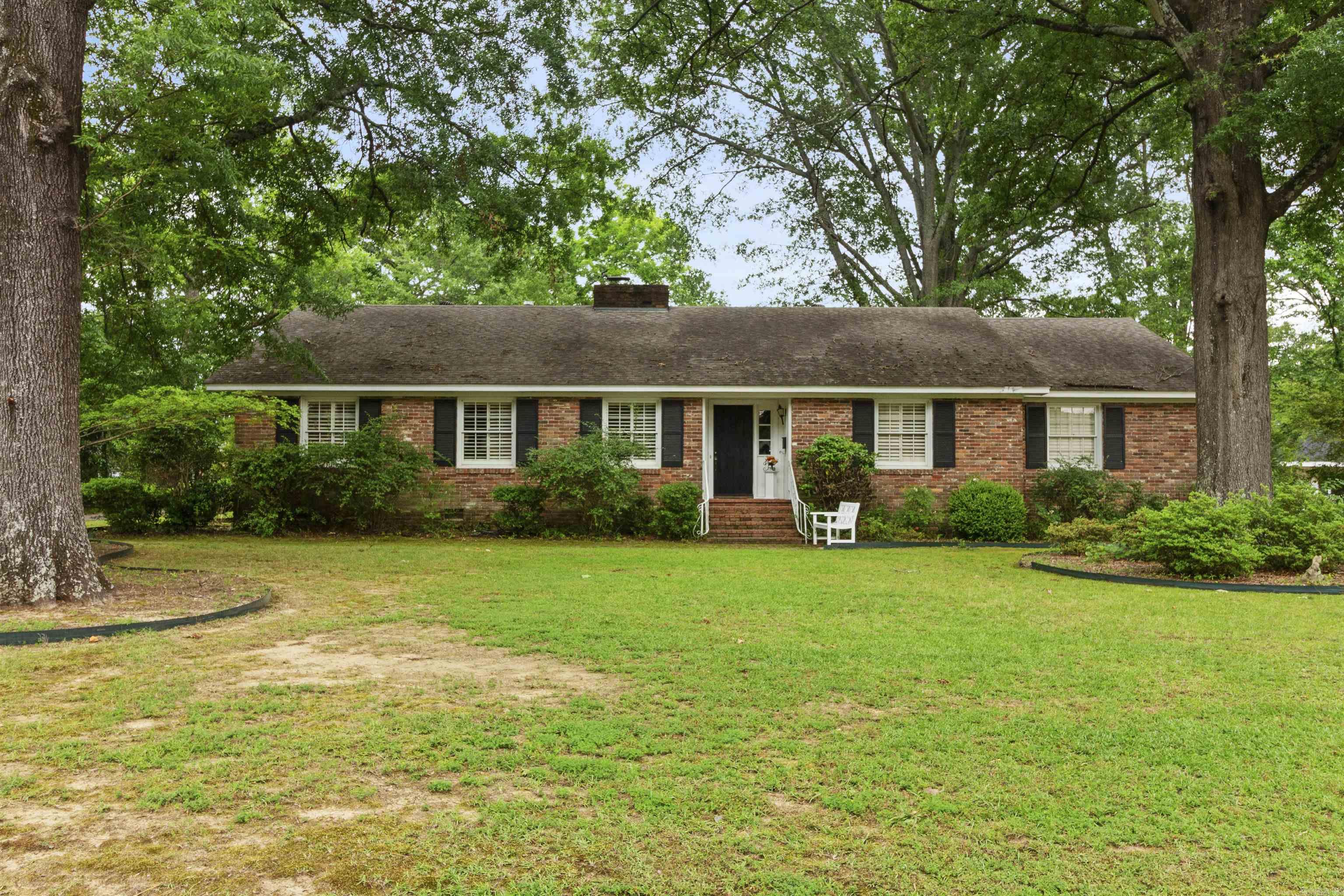 View Searcy, AR 72143 house