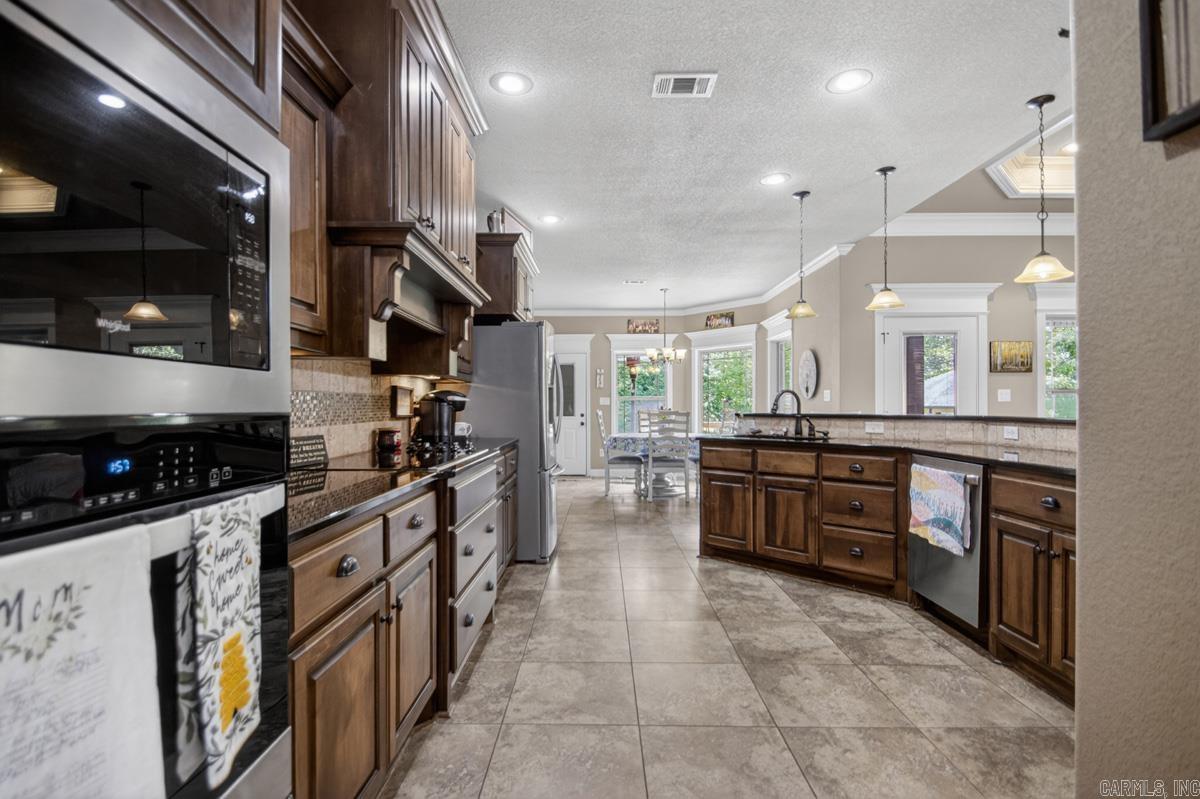 STONEHILL - Residential