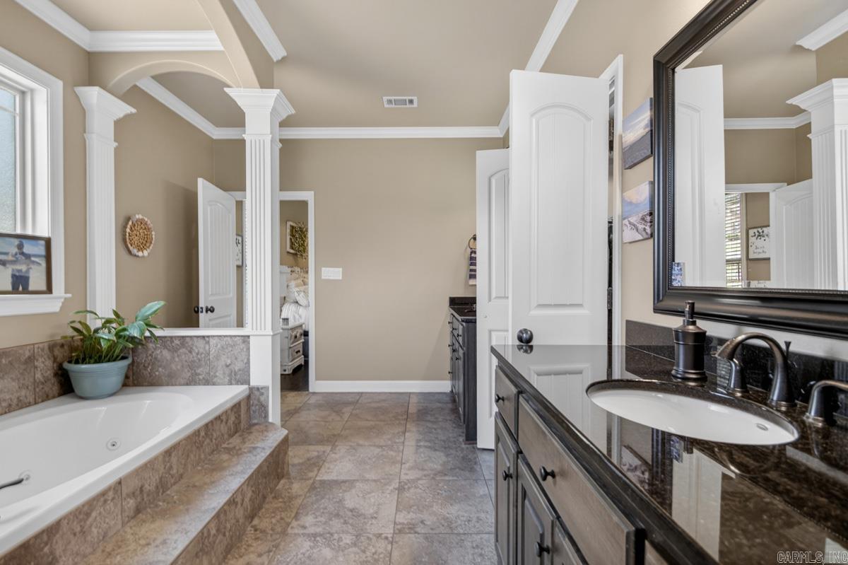 STONEHILL - Residential
