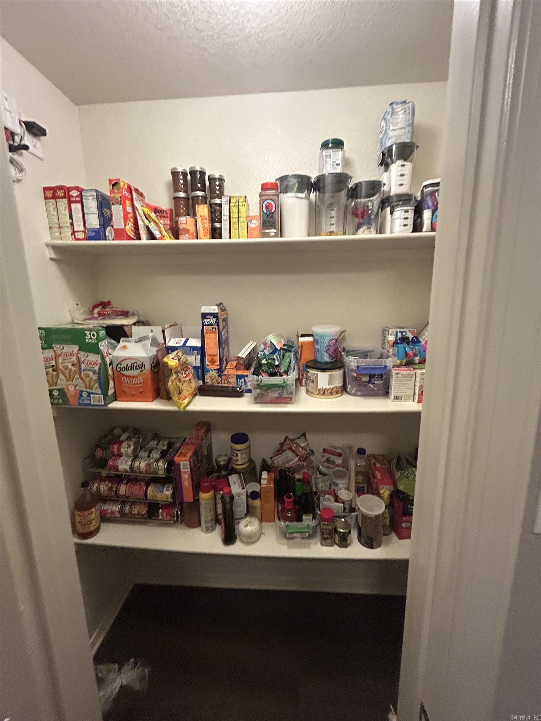 BENJAMIN GROVE - Residential