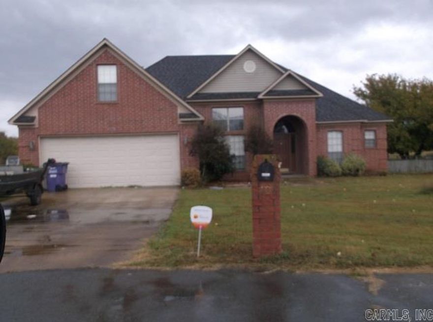 Mayflower- SOLD AS IS Awesome home this house offers 4 Bed rms, 2 Baths, Open floor plan, Great room with Fireplace, Kitchen with Breakfast Bar, Tall Ceiling, Split floor plan,  Jetted Tub, House is on 14 Years old, There is a 2 Car, Deck and fully fenced, Seller is offering $1000 Bonus if house is under contract in 30 Days or $500 if under contract 31-90 days nothing  after 90 days, Will need earnest money and approval letter.