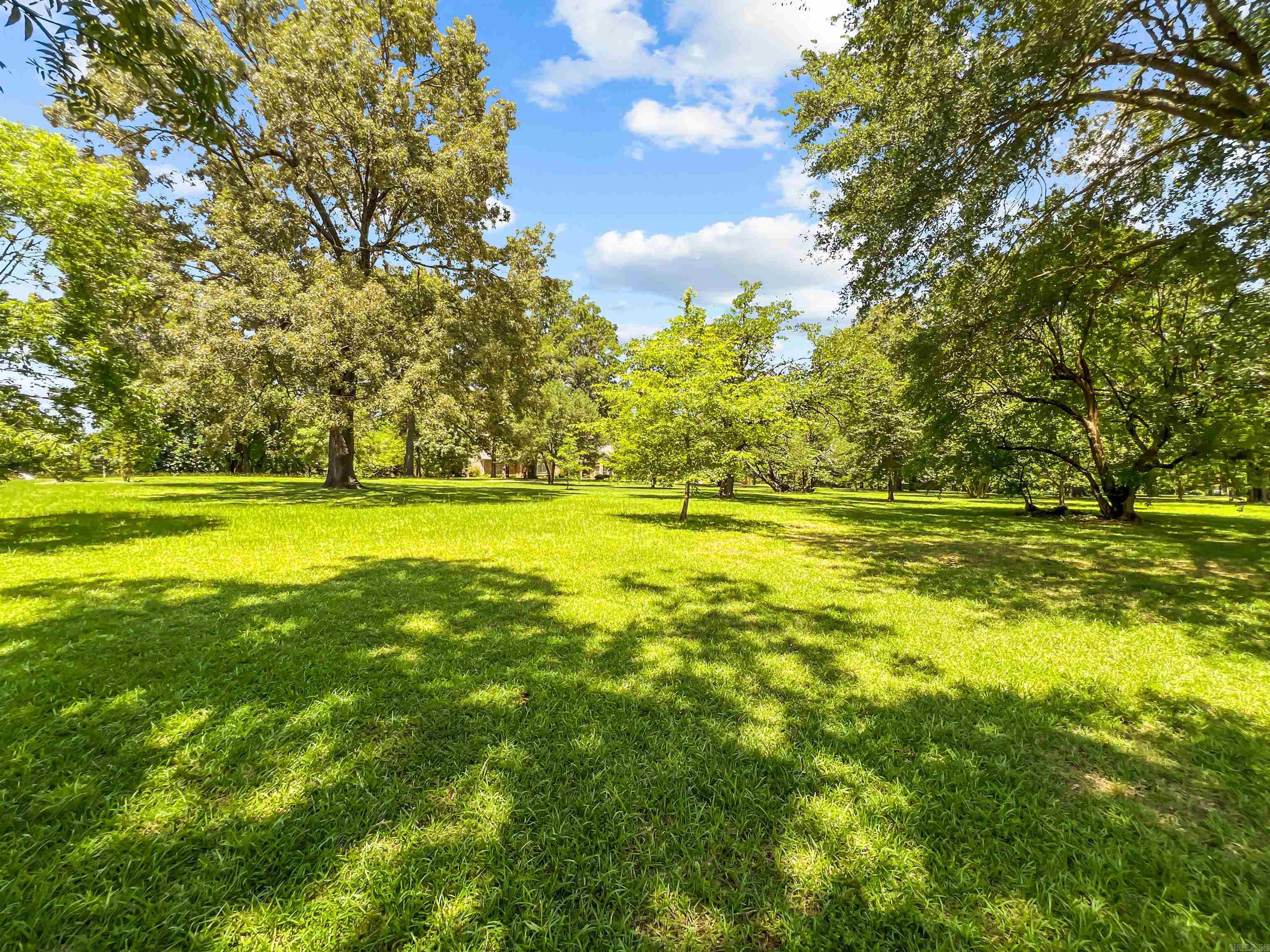 HAPPY ACRES SUB - Residential