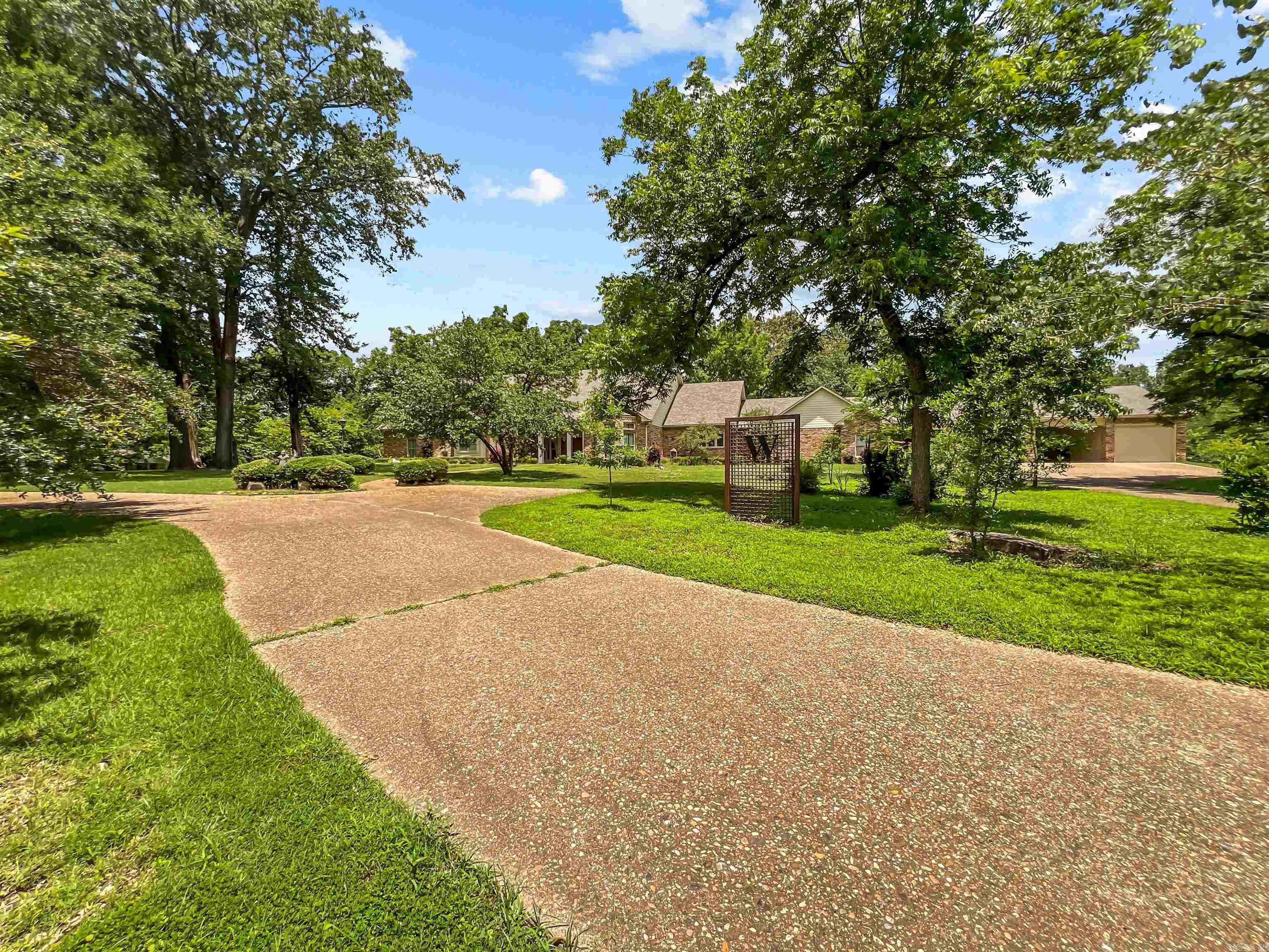 HAPPY ACRES SUB - Residential