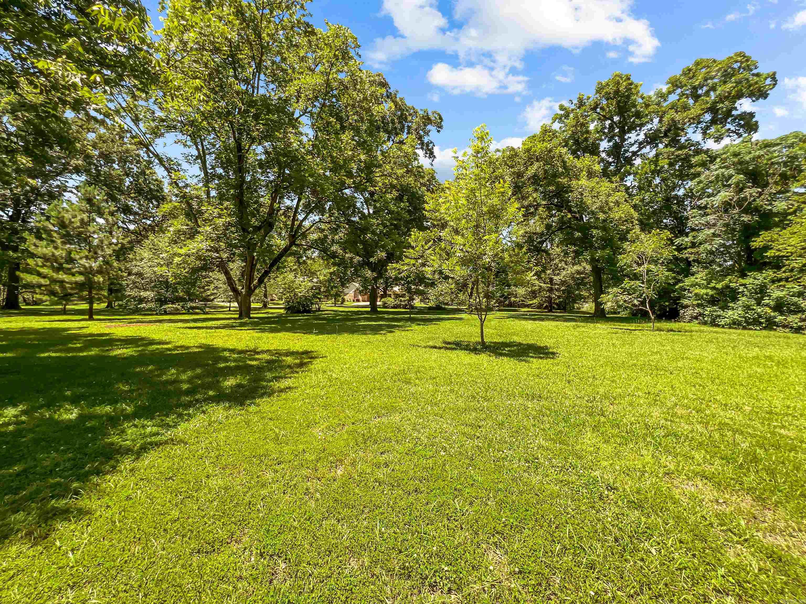 HAPPY ACRES SUB - Residential