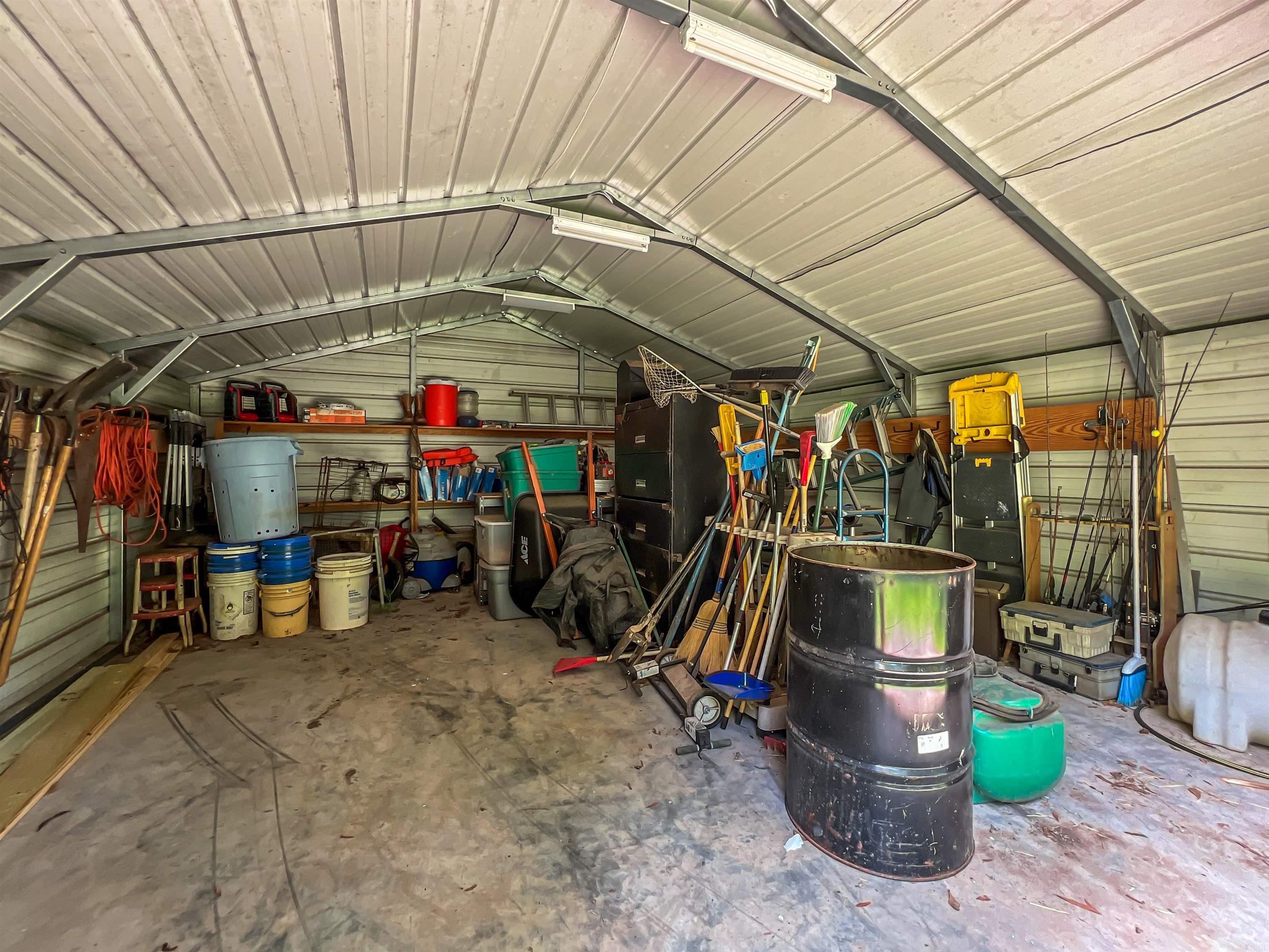 HAPPY ACRES SUB - Residential