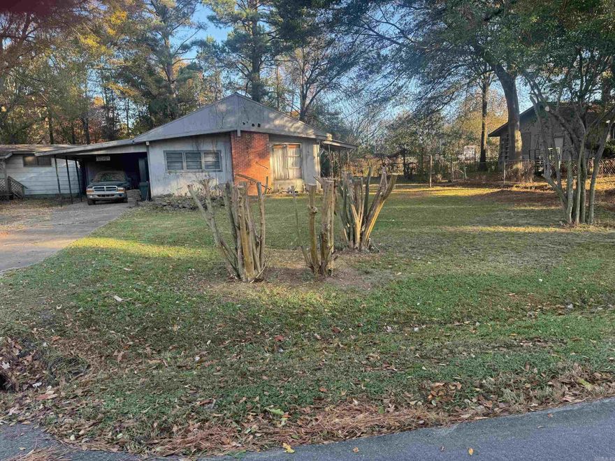A 1120 sq ft 3-bedroom, 1-bath home with a little TLC, this home could truly shine along with two additional storage sheds. This property also includes a spacious shop on a slab, complete with a roll-up door and electricity, perfect for projects or extra storage.  The property sits on a quiet dead-end road surrounded by beautiful trees and includes a nice garden area, providing a peaceful country setting. Also, can be purchased as a packaged deal with 25043553