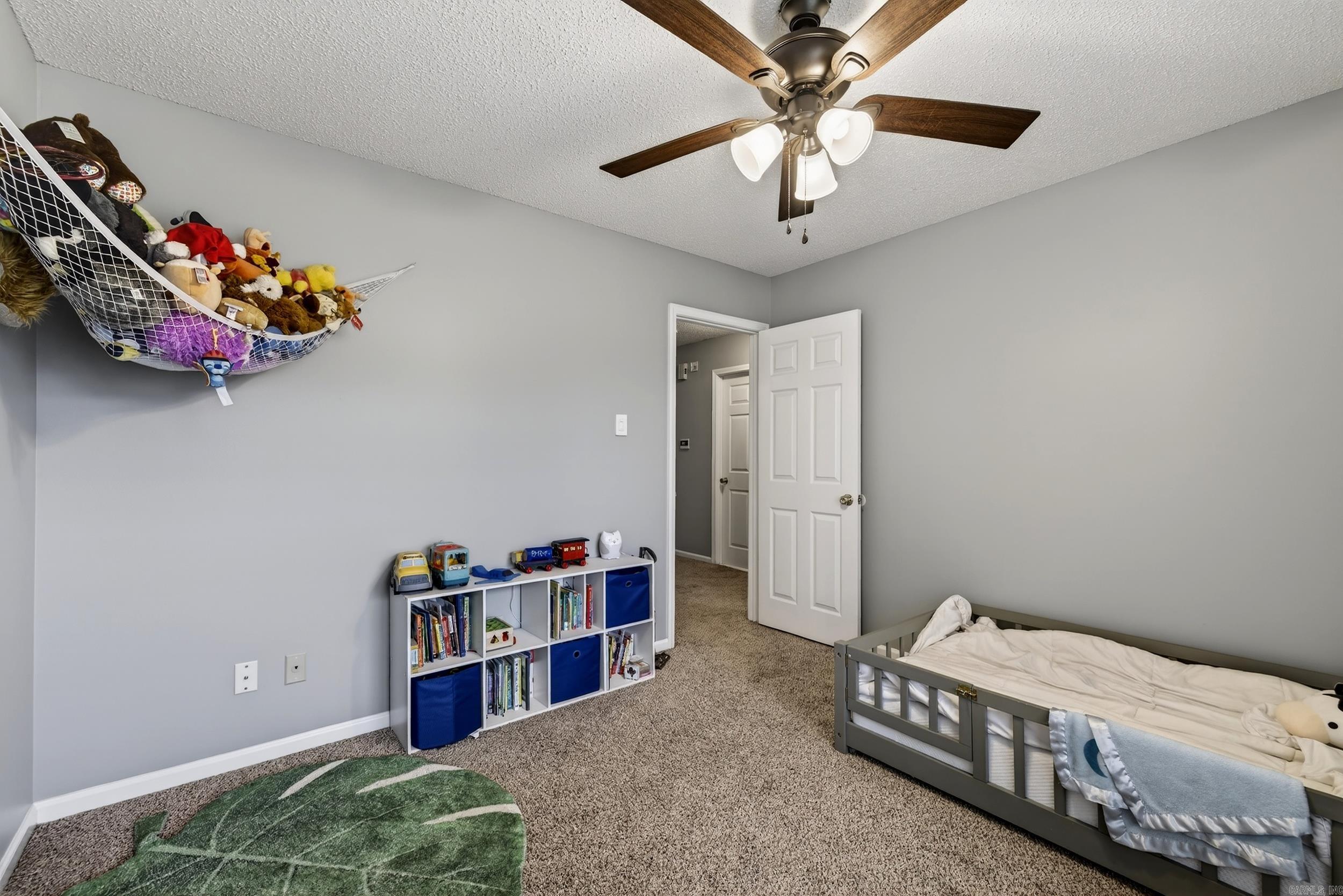 FOXWOOD J - Residential