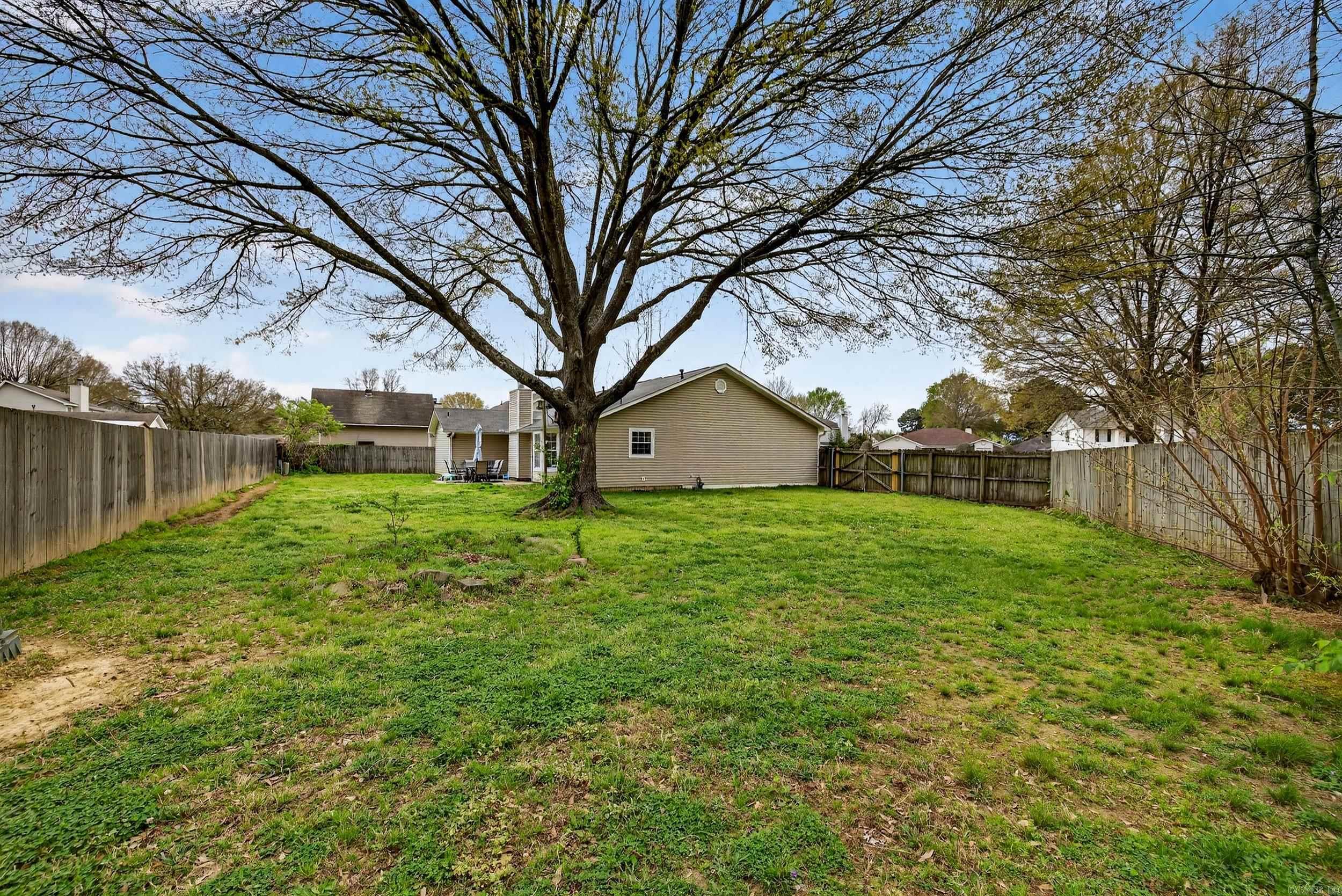 FOXWOOD J - Residential