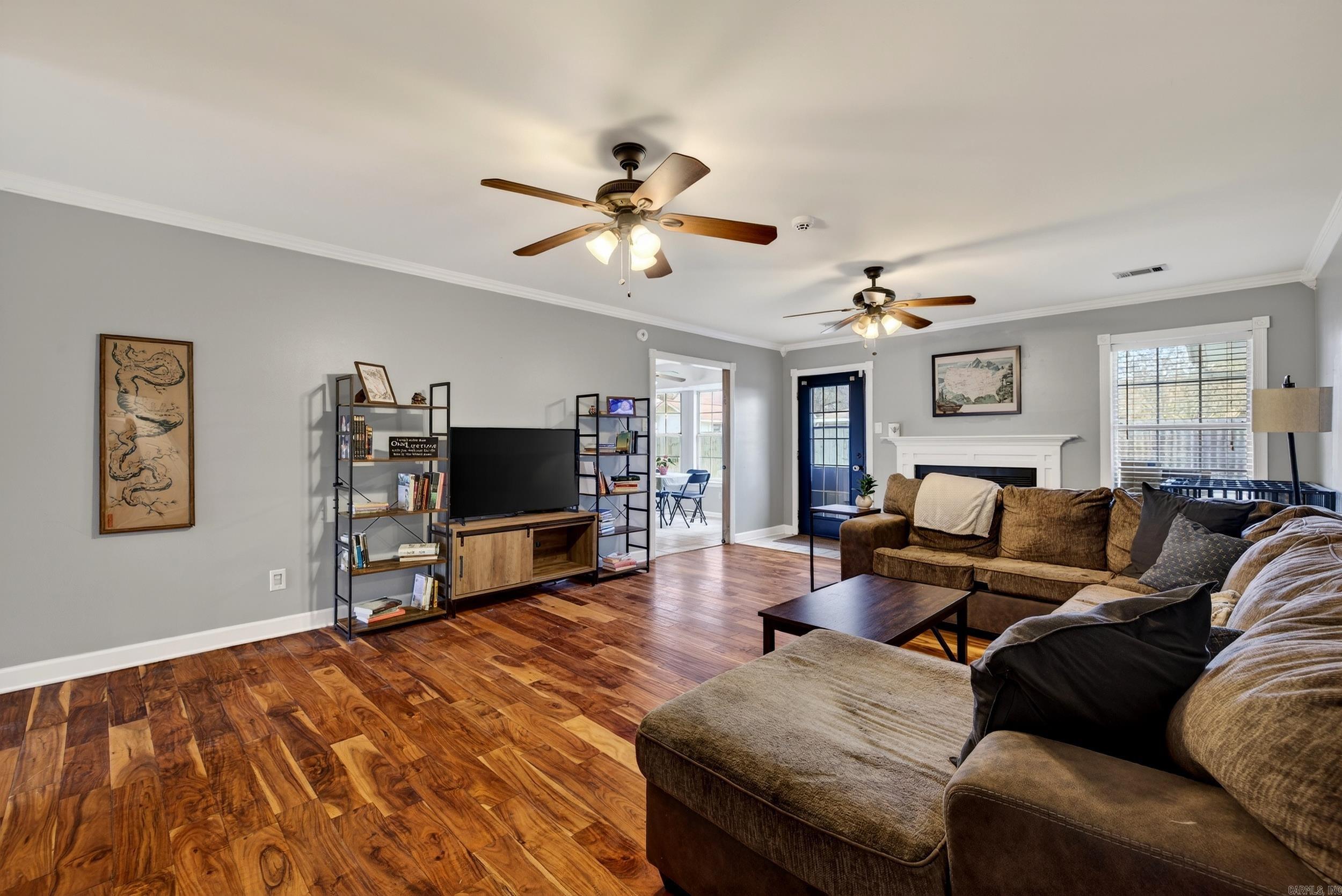 FOXWOOD J - Residential