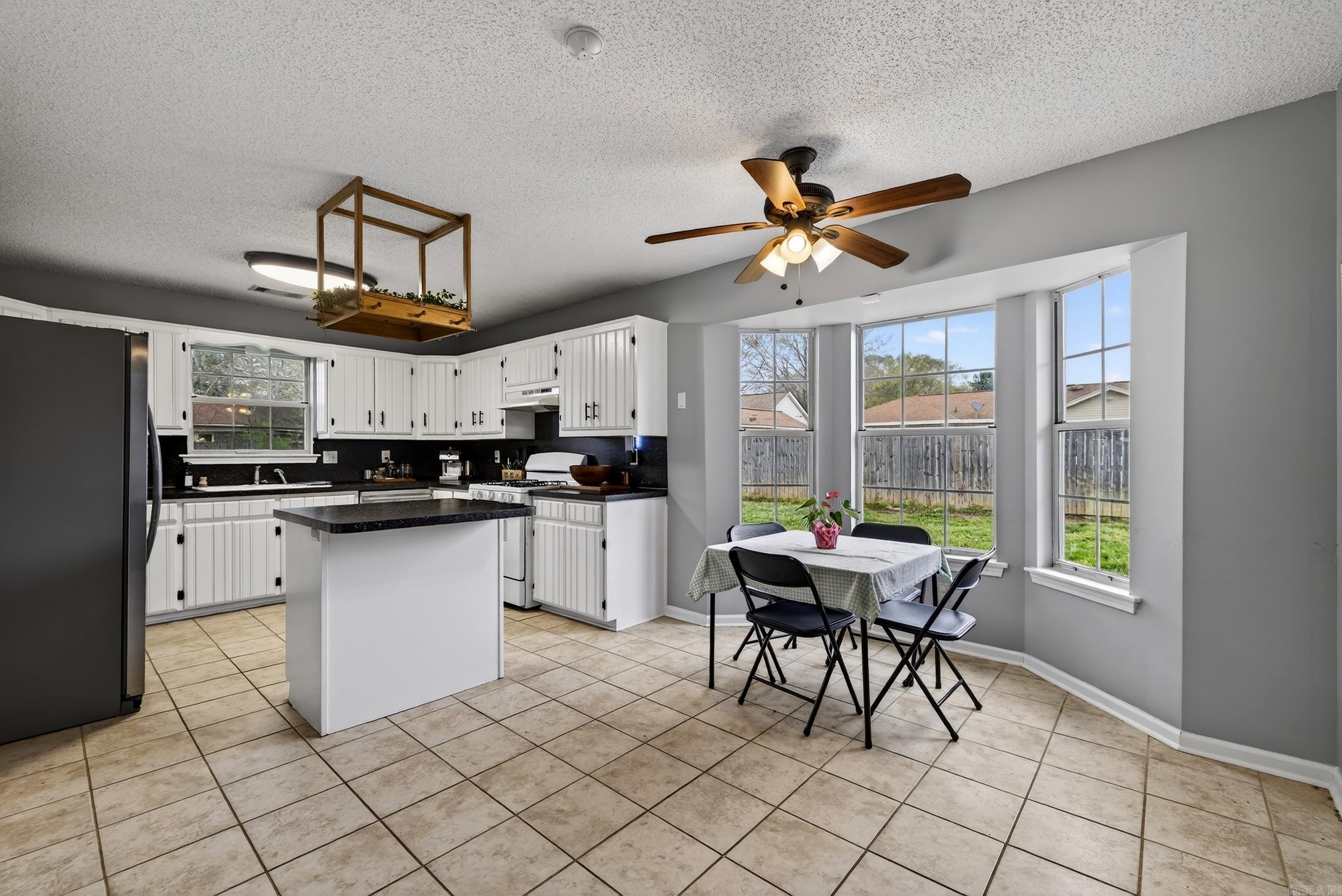 FOXWOOD J - Residential