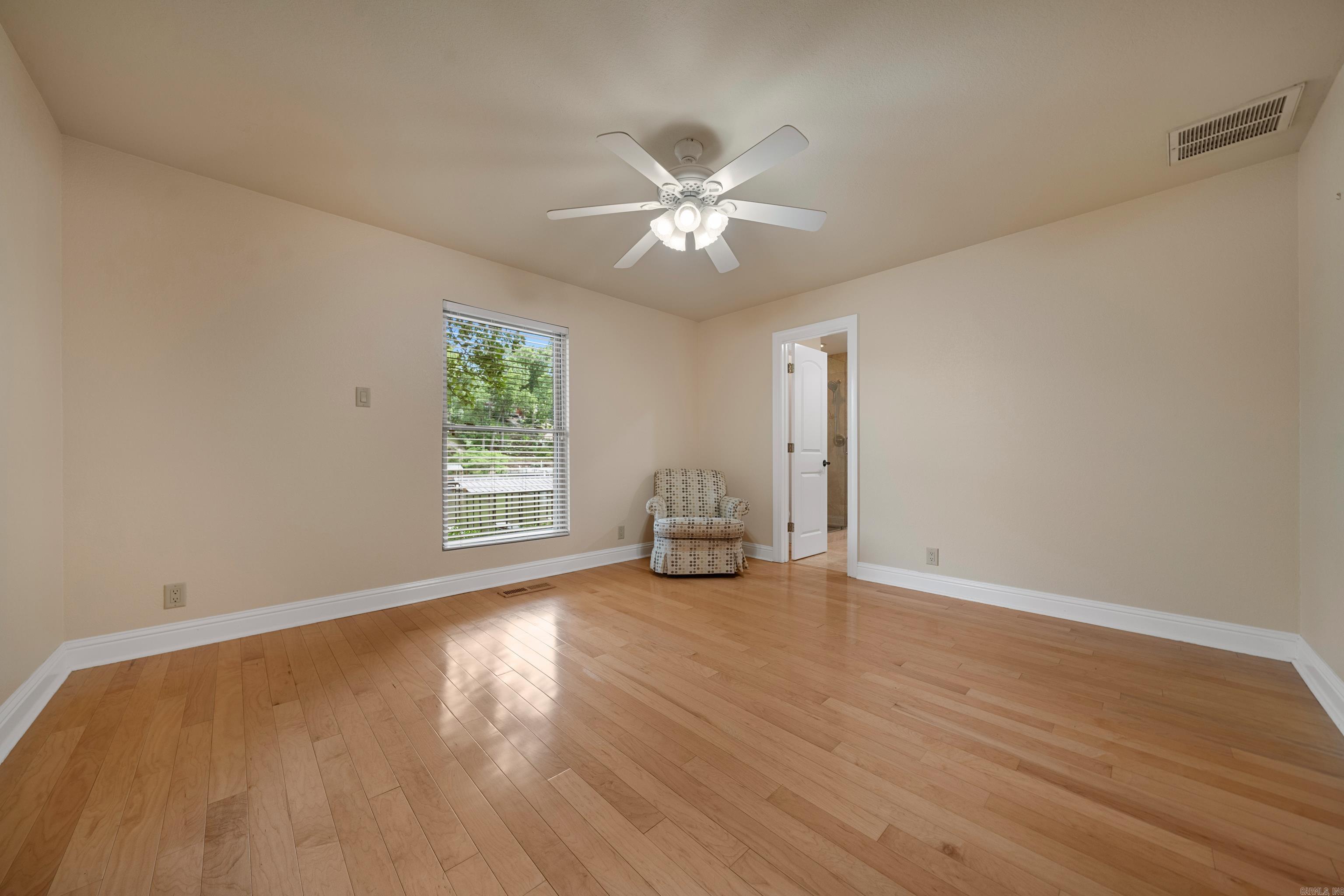 Clints Lakeshore - Residential
