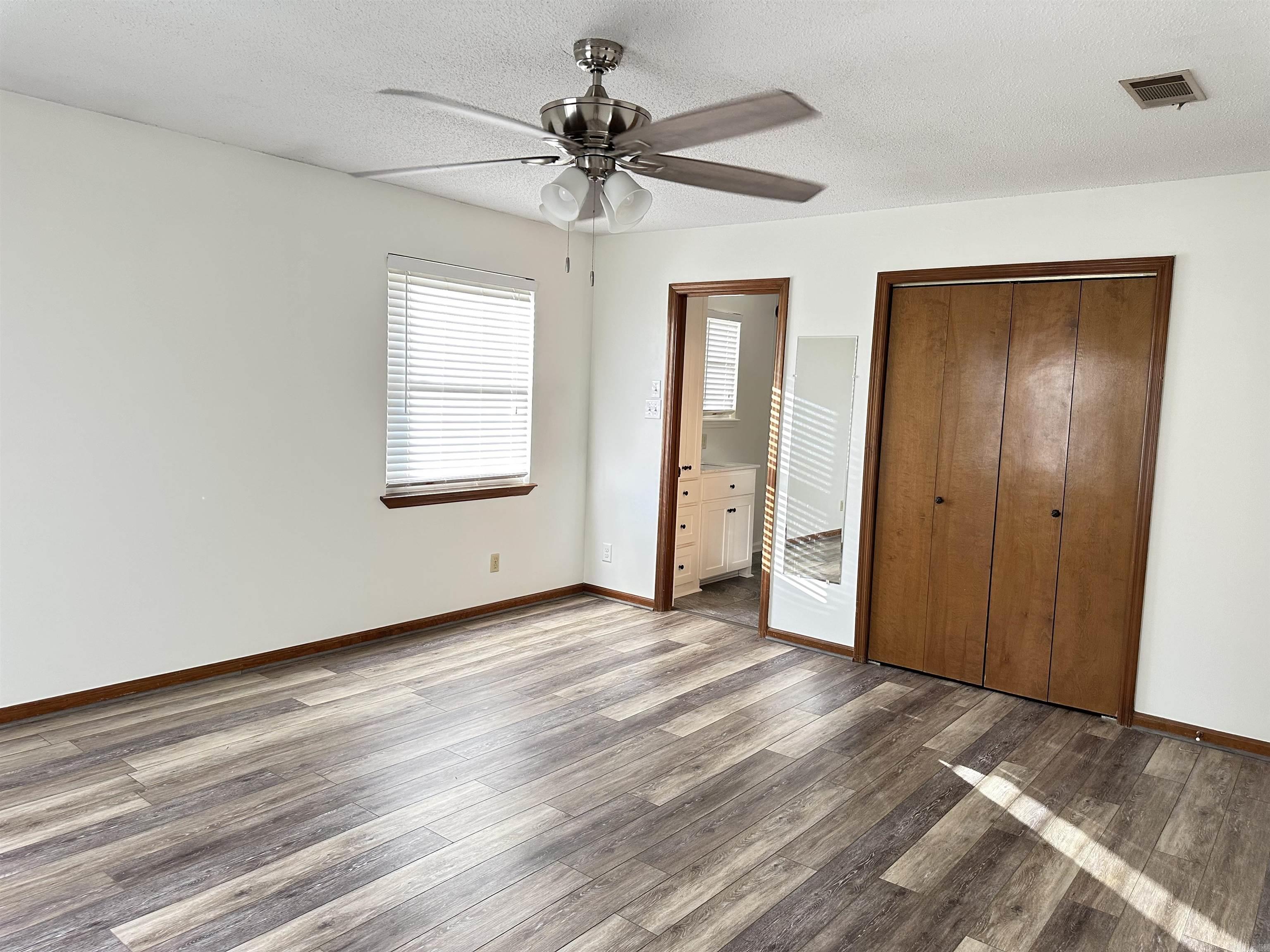 Sherwood Acres - Residential