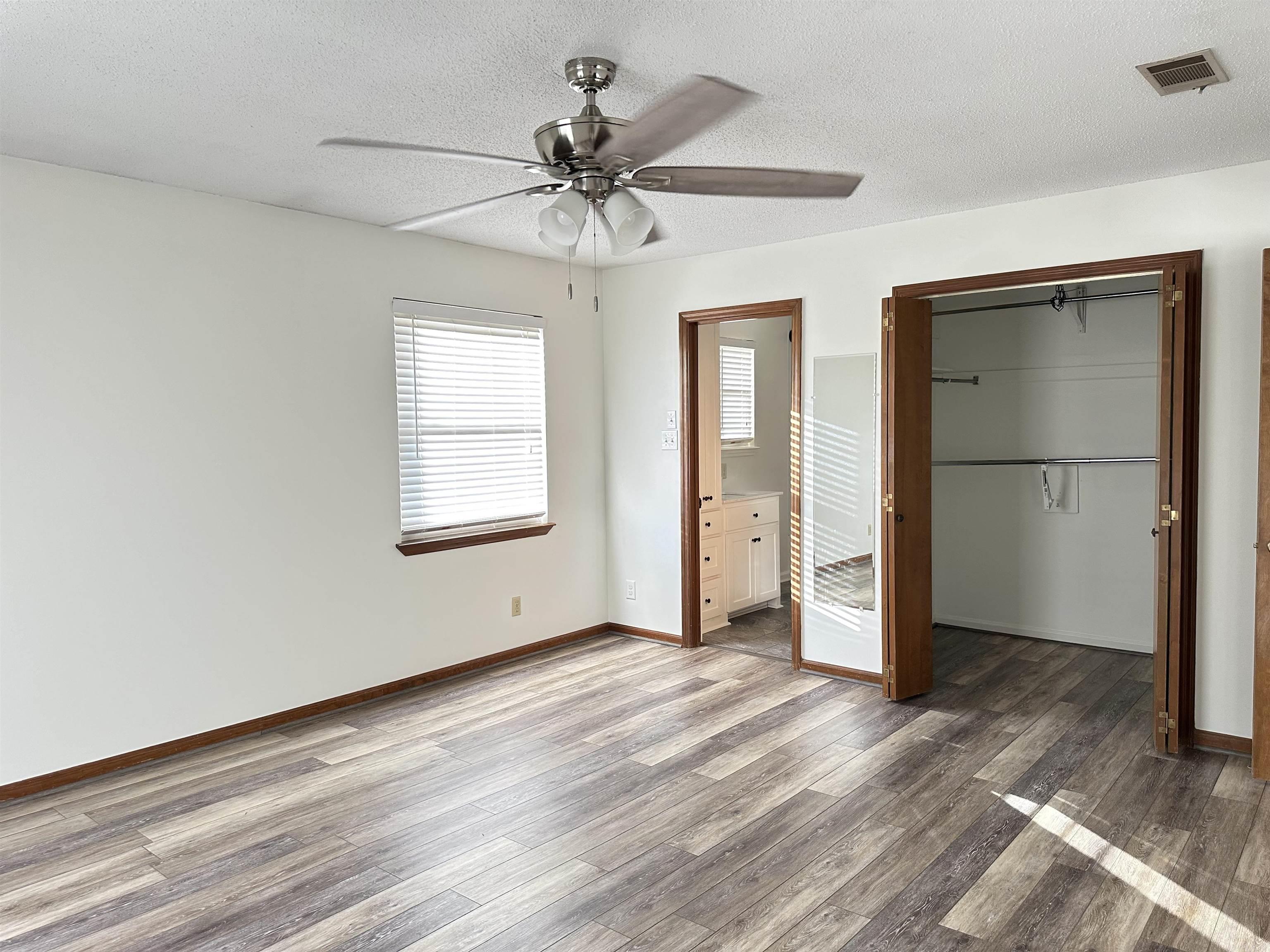 Sherwood Acres - Residential